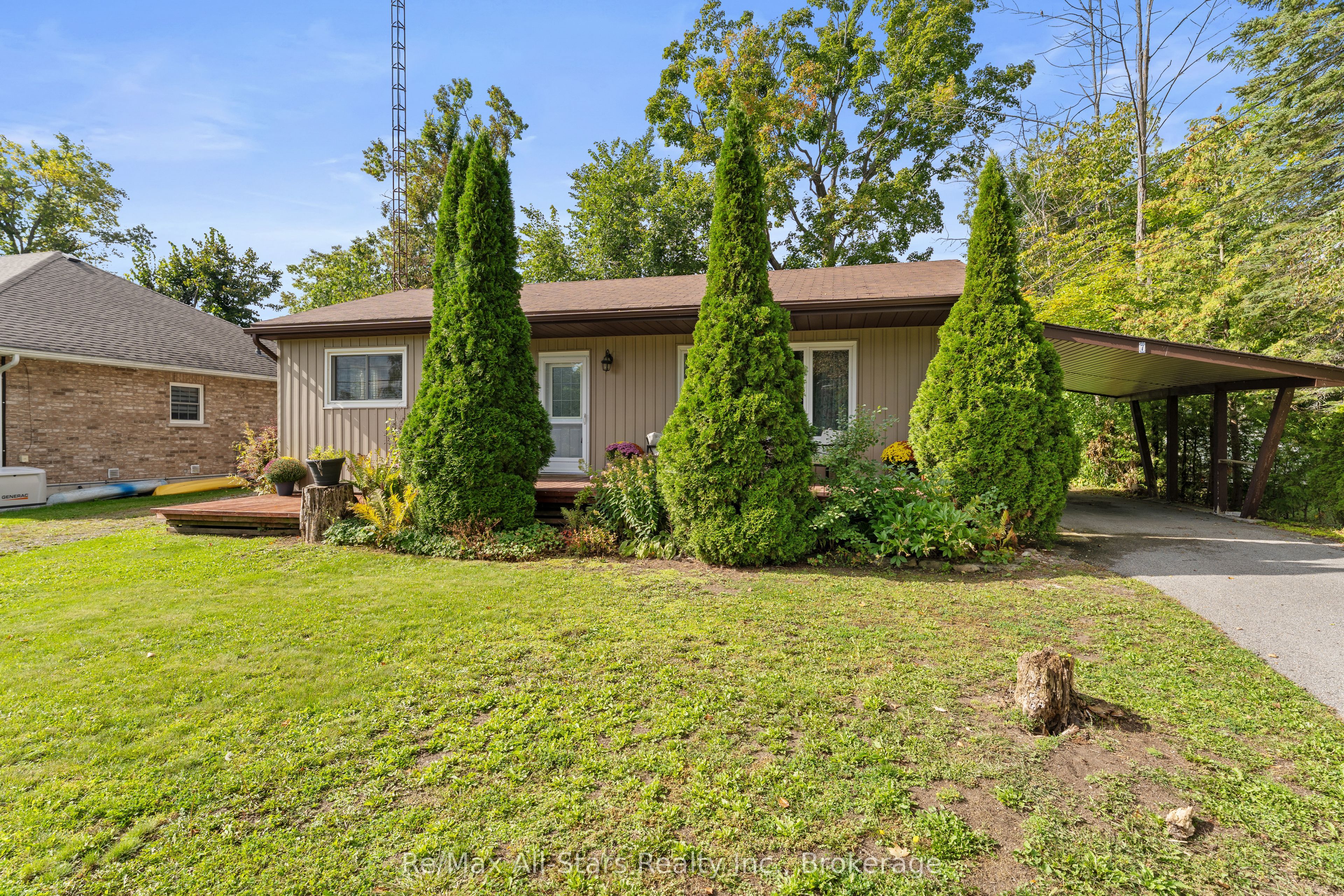 7 Lance Street Property Photo 6