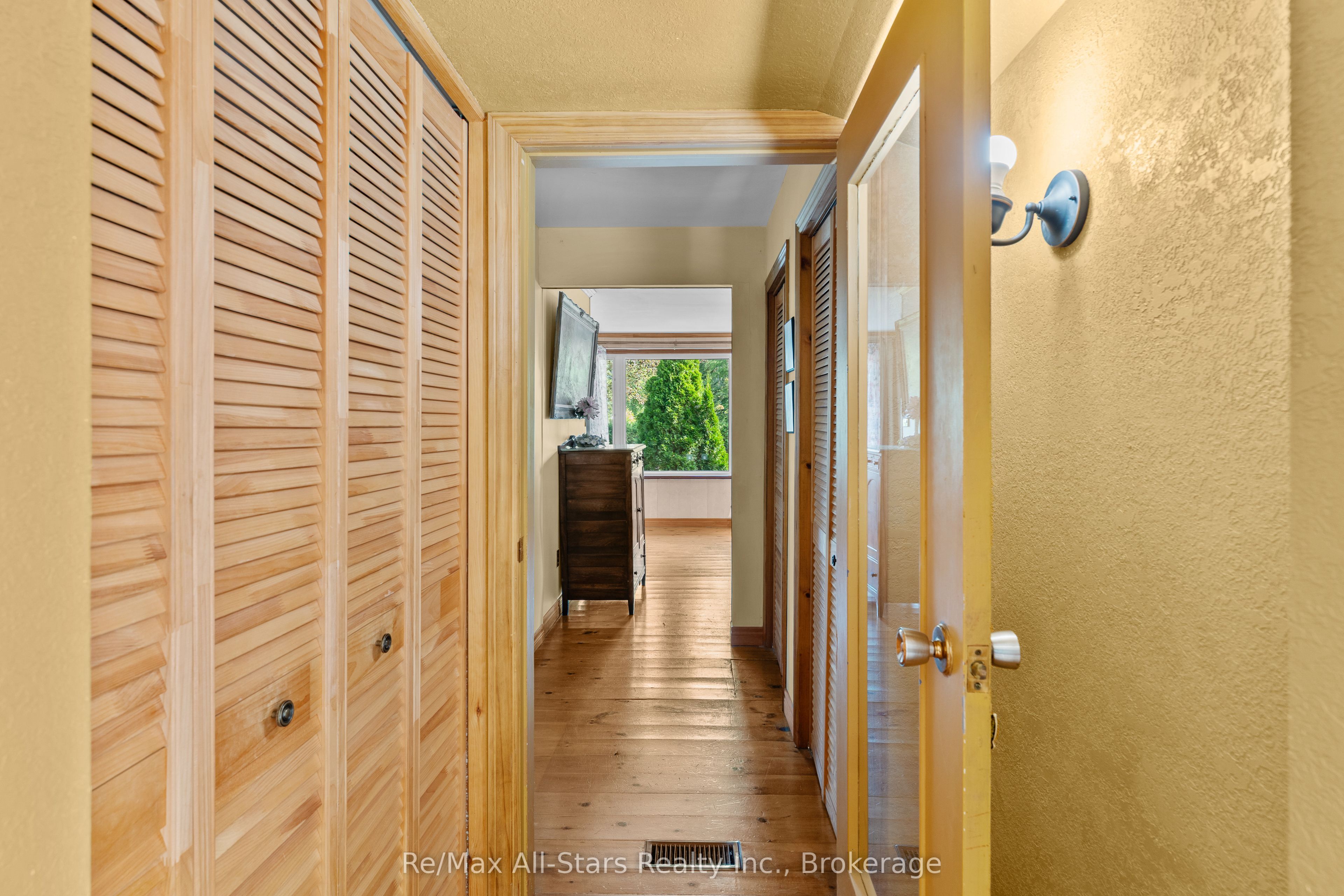7 Lance Street Property Photo 32