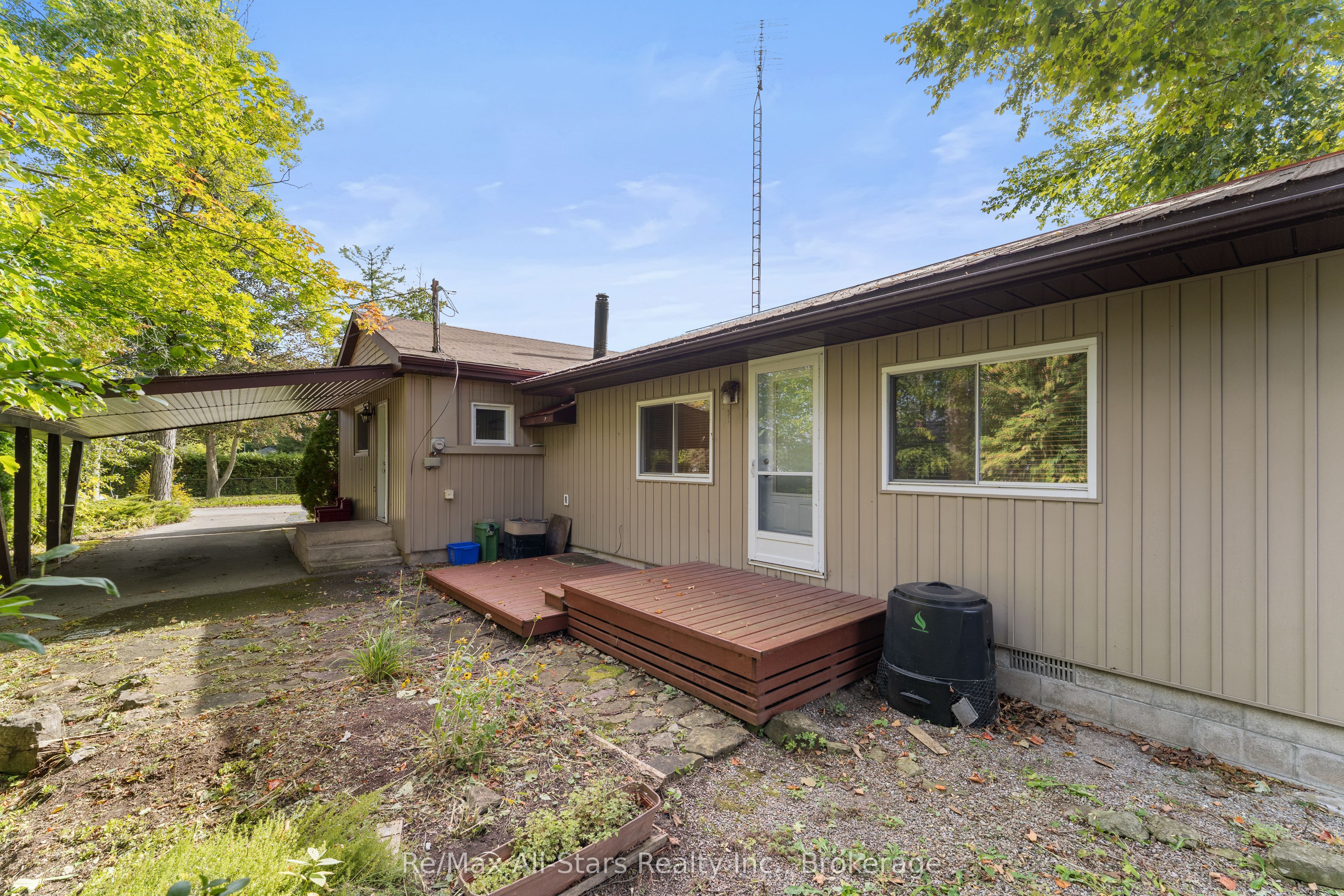 7 Lance Street Property Photo 34