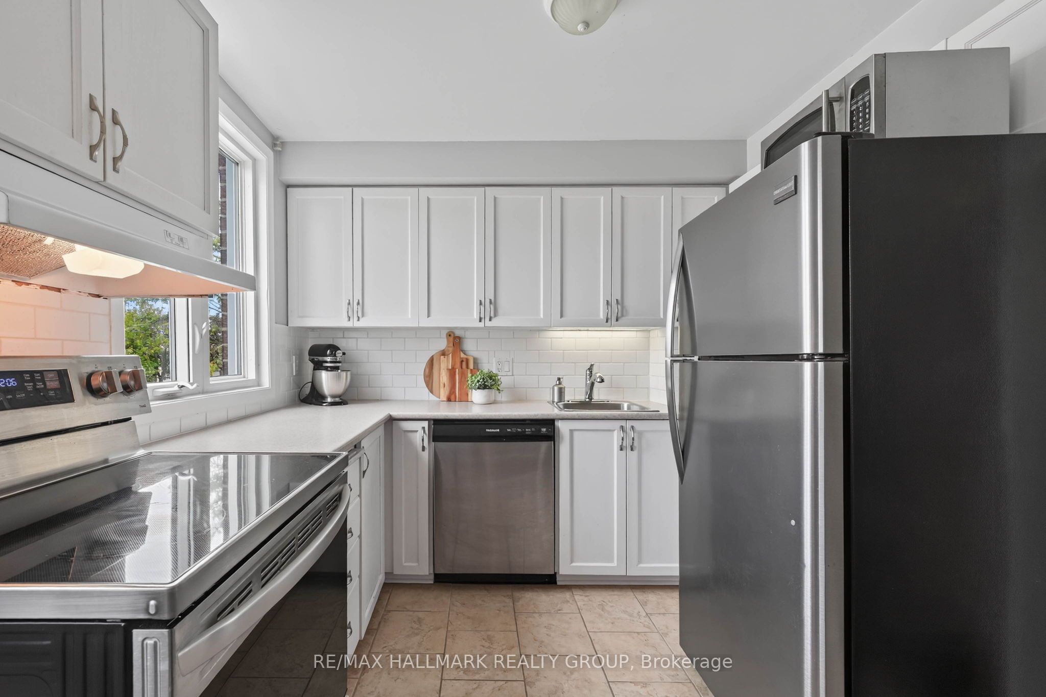 6786 Jeanne Darc Boulevard N B Property Photo 15