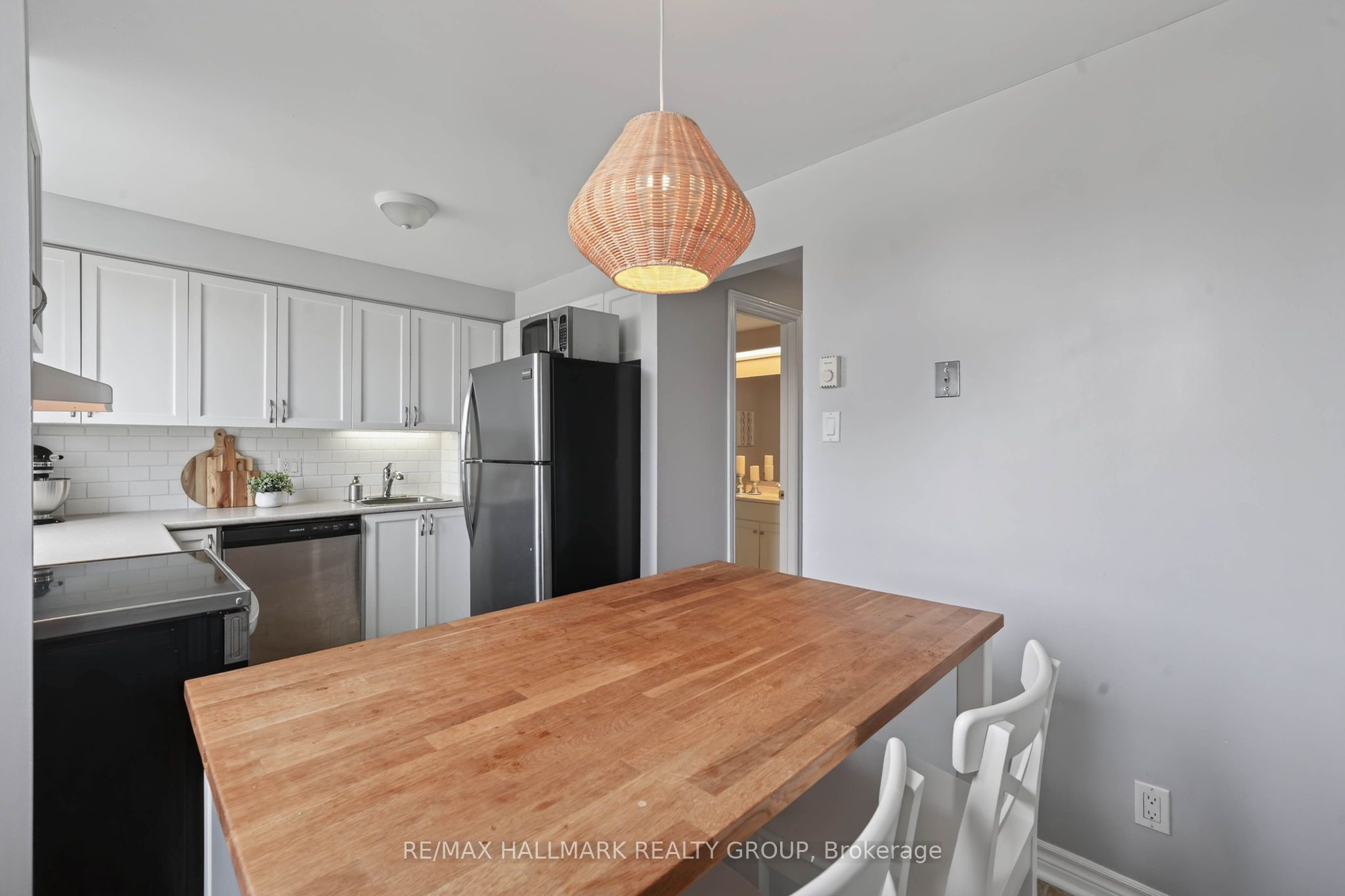 6786 Jeanne Darc Boulevard N B Property Photo 19