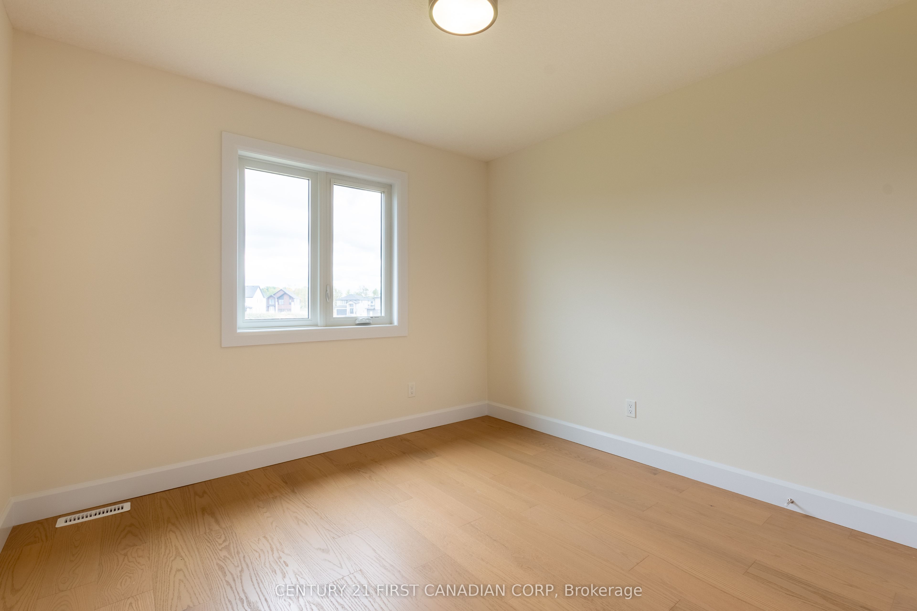 6453 Royal Magnolia Avenue Property Photo 16