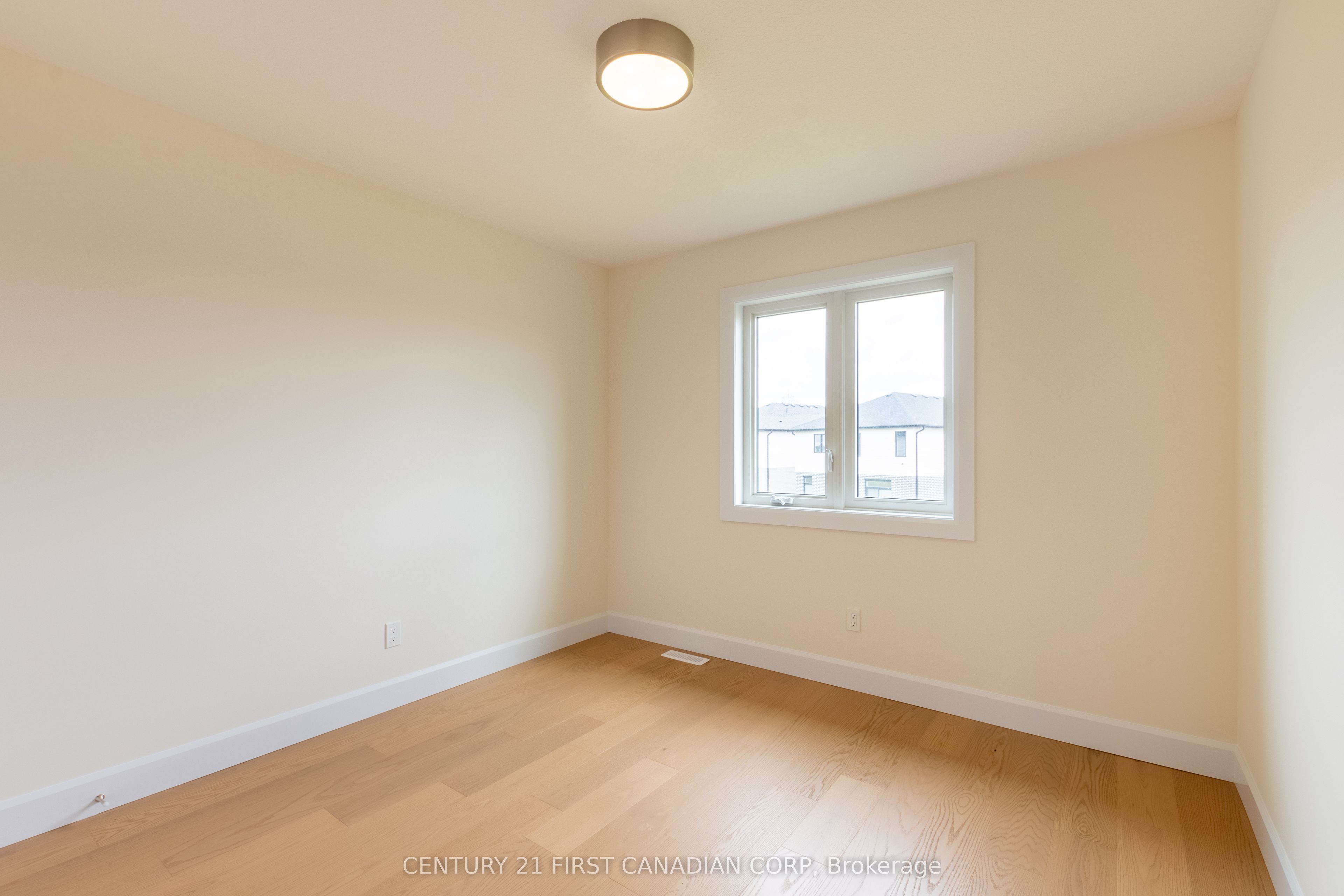 6453 Royal Magnolia Avenue Property Photo 18