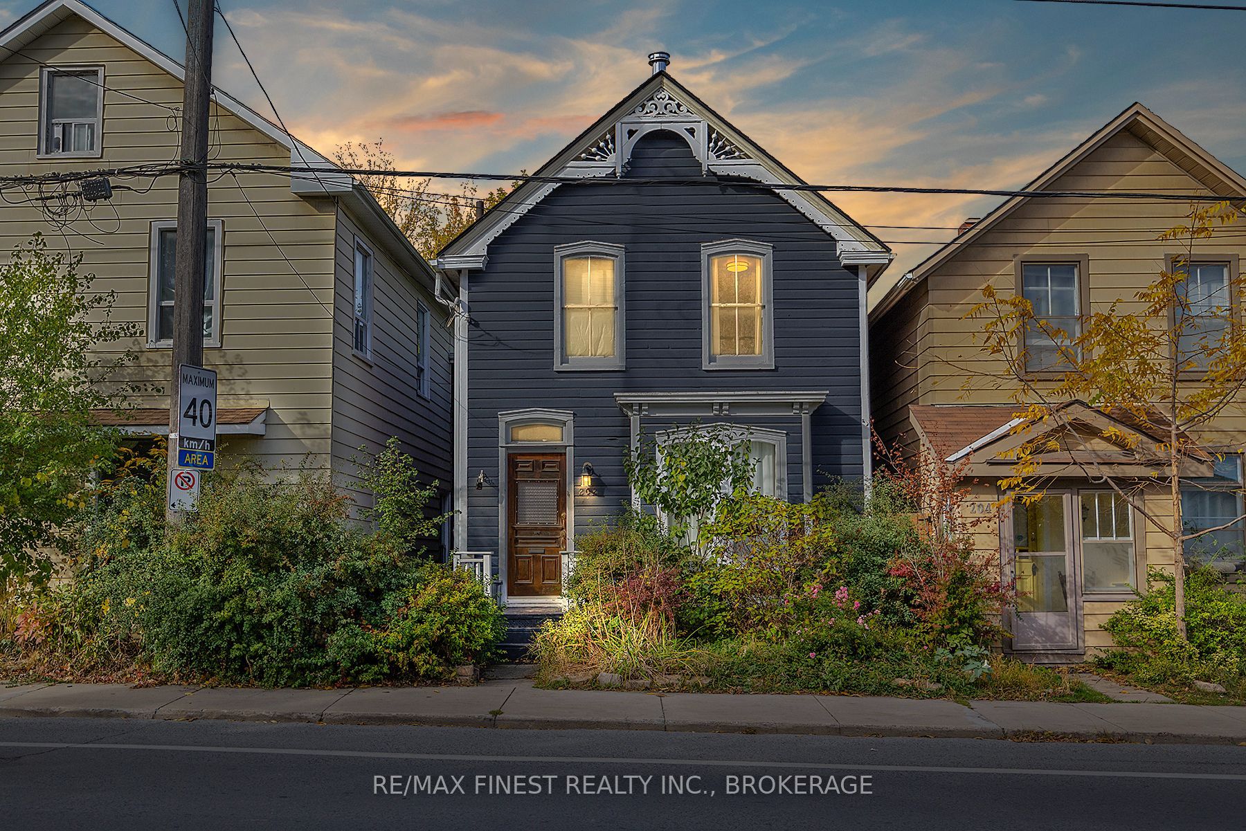 202 Montreal Street Property Photo 1