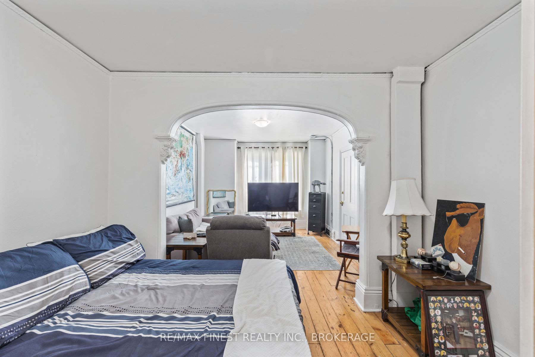 202 Montreal Street Property Photo 10