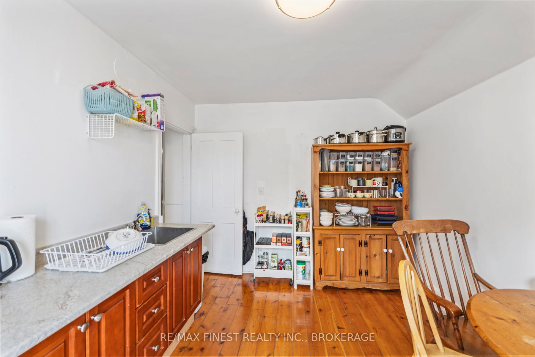 202 Montreal Street Property Photo 27