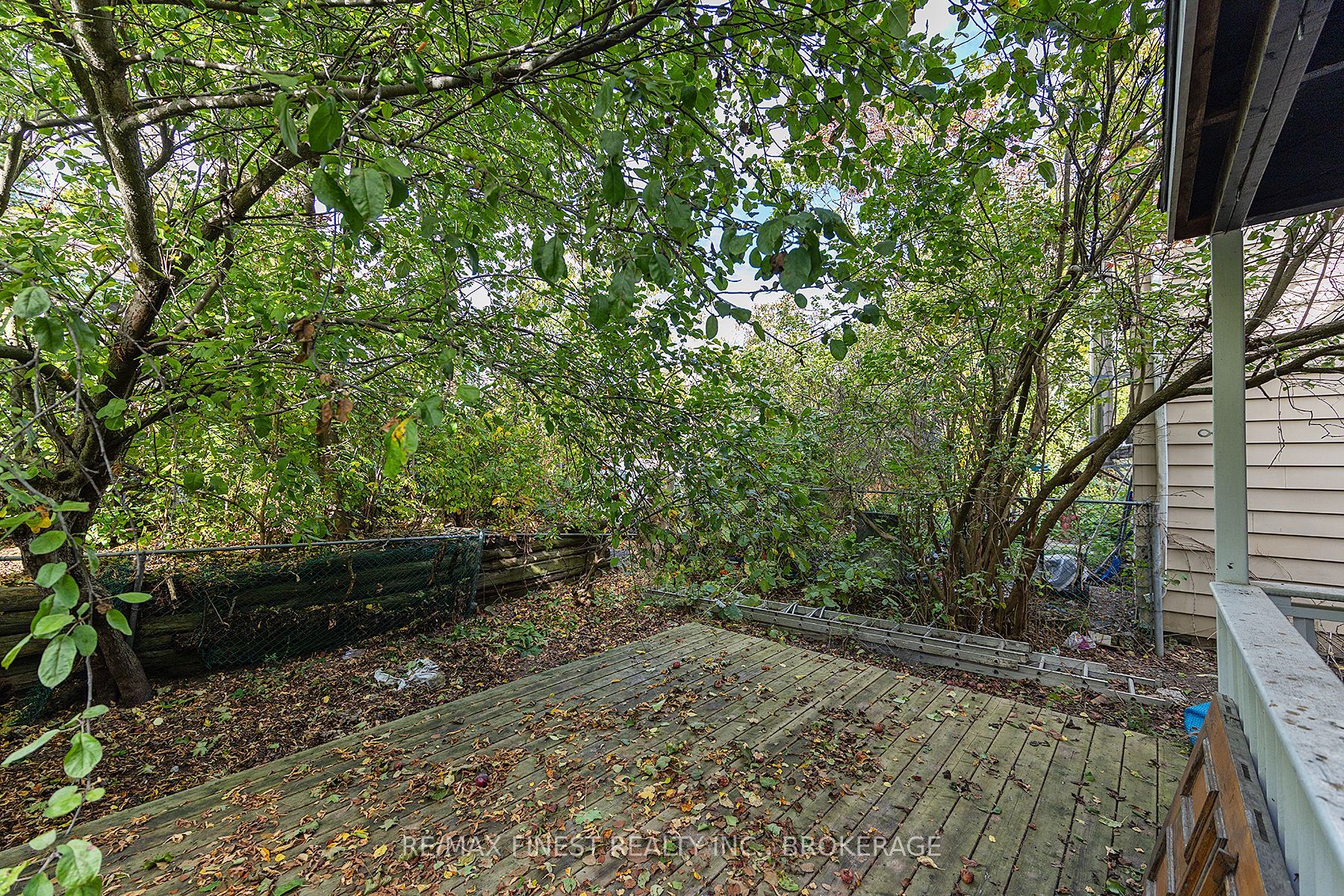 202 Montreal Street Property Photo 33