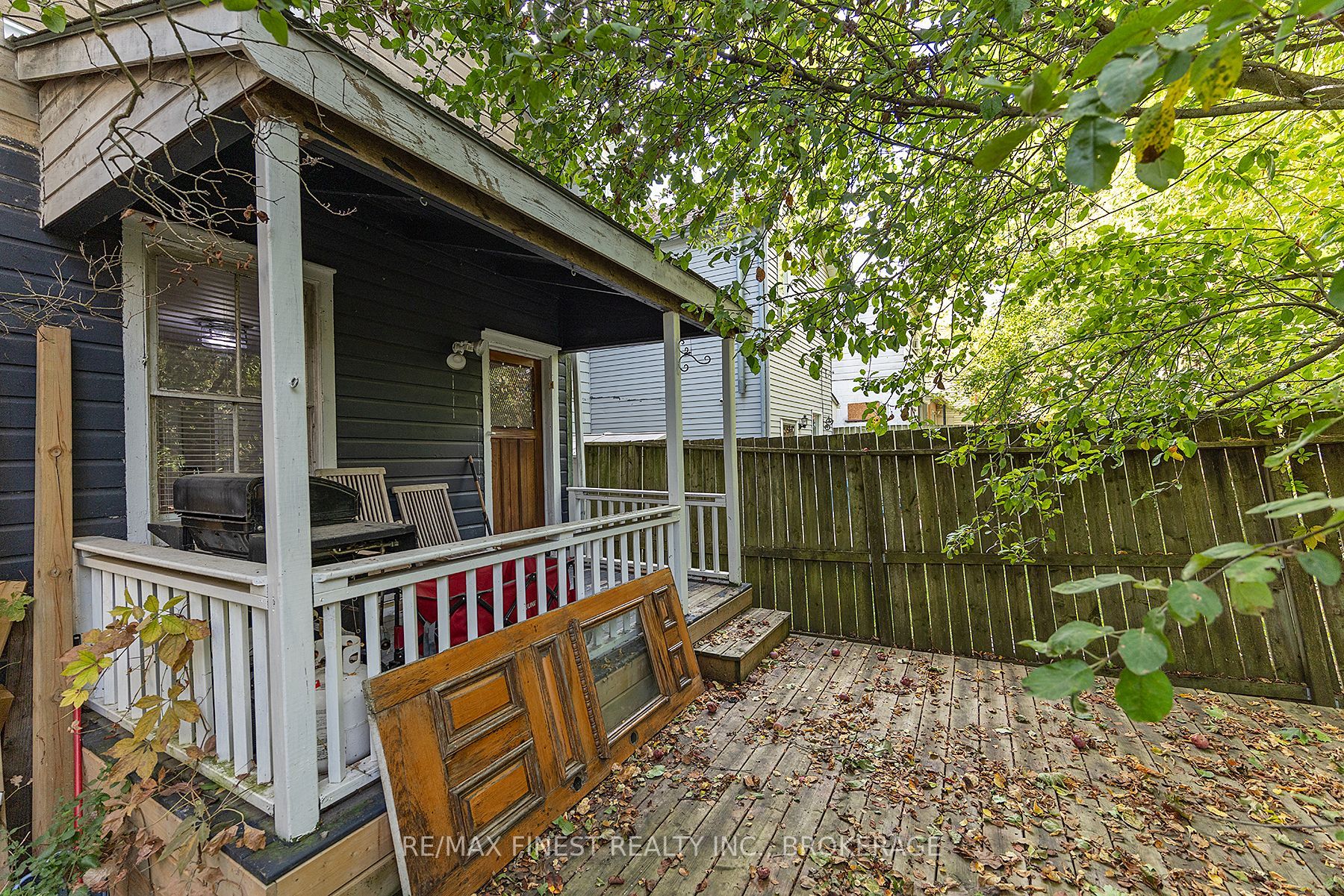 202 Montreal Street Property Photo 34