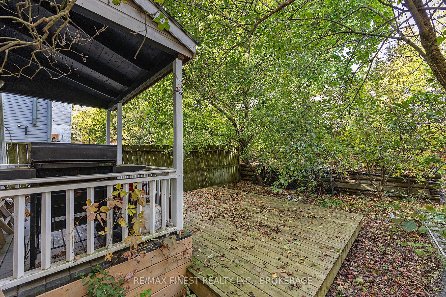 202 Montreal Street Property Photo 36