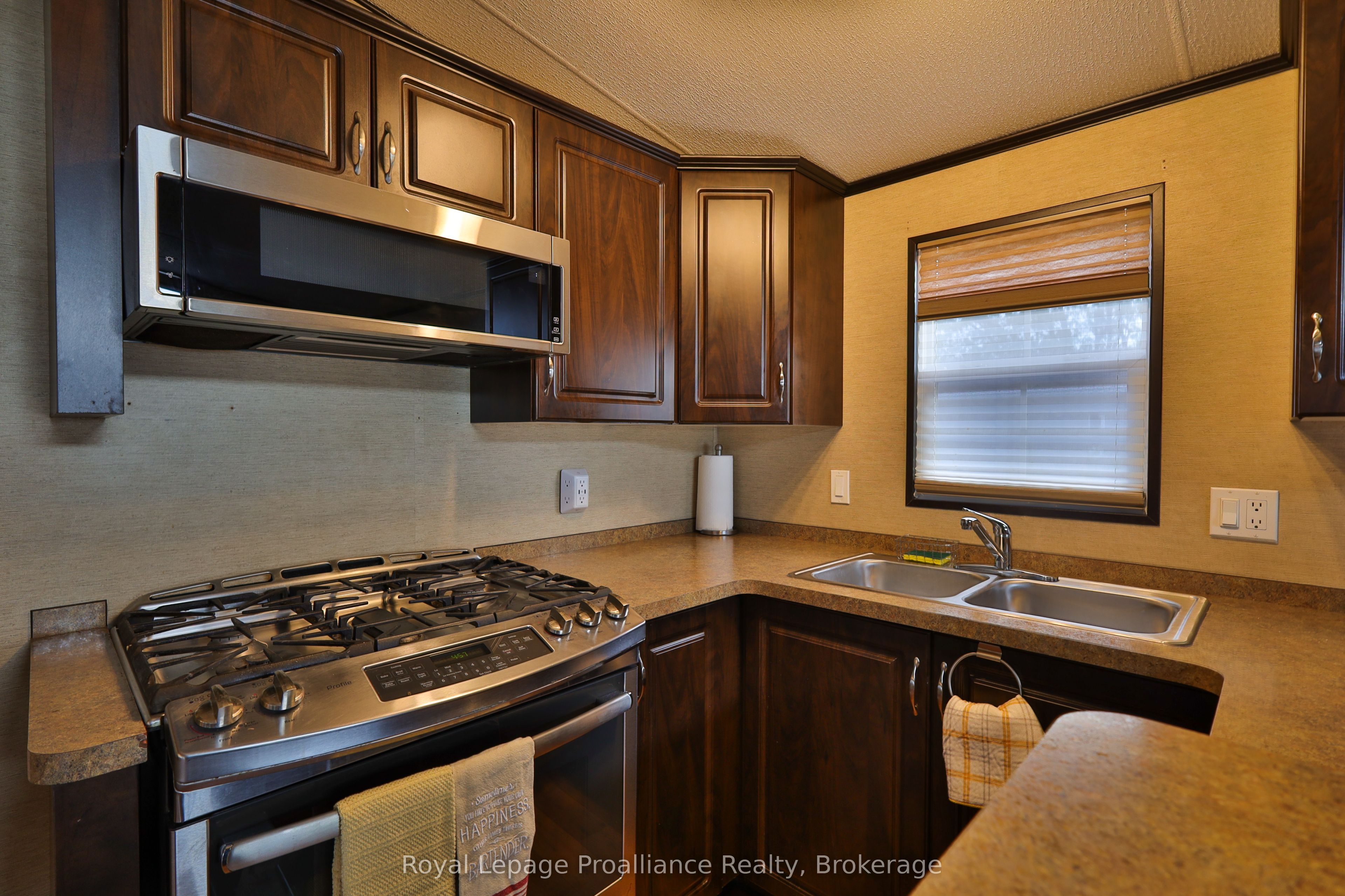 486 Cty Rd 18- 50 Cherry Beach Lane Property Photo 9