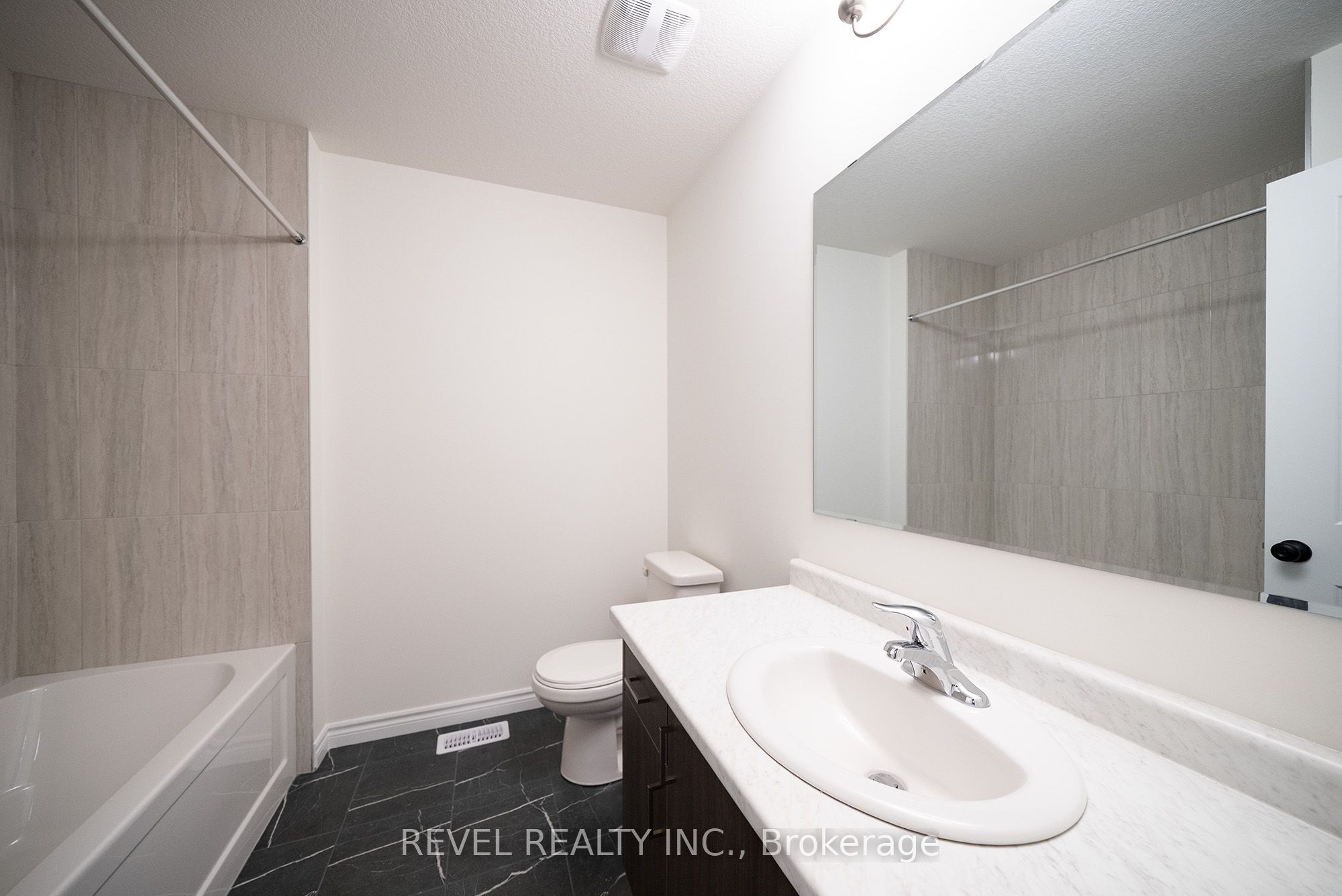 115 Mattingley Street Property Photo 24