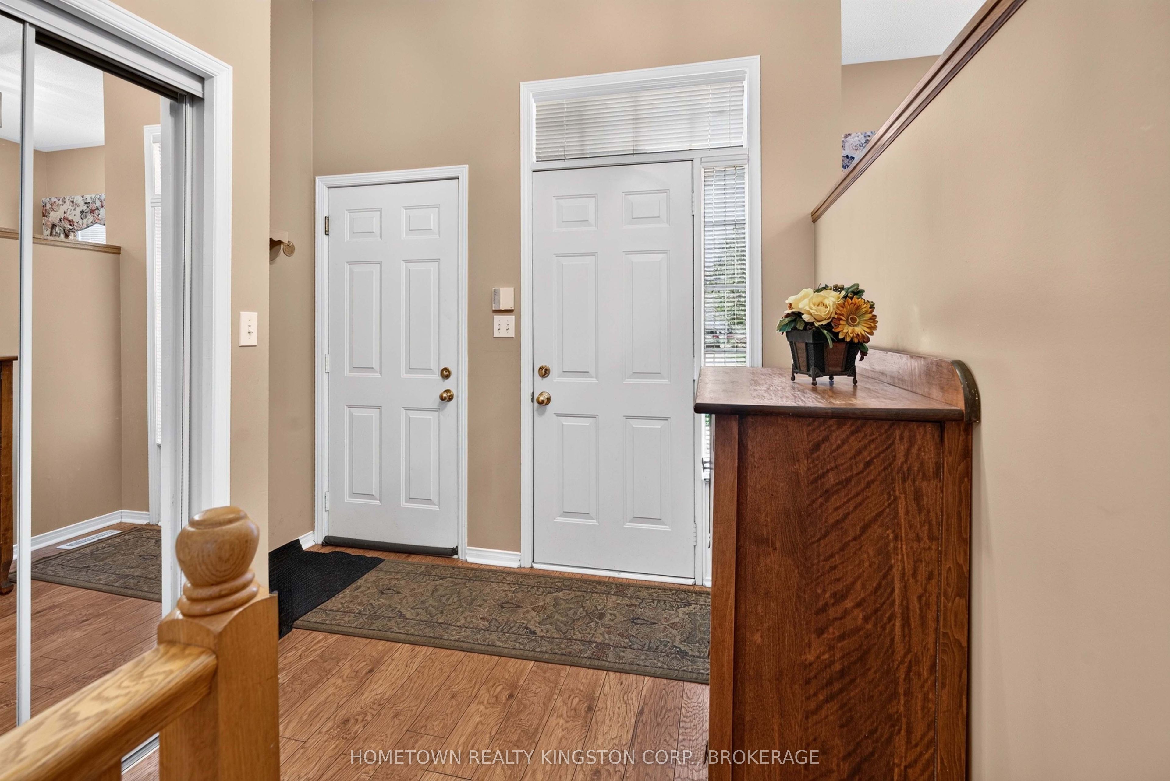 540 Sackville Crescent Property Photo 3
