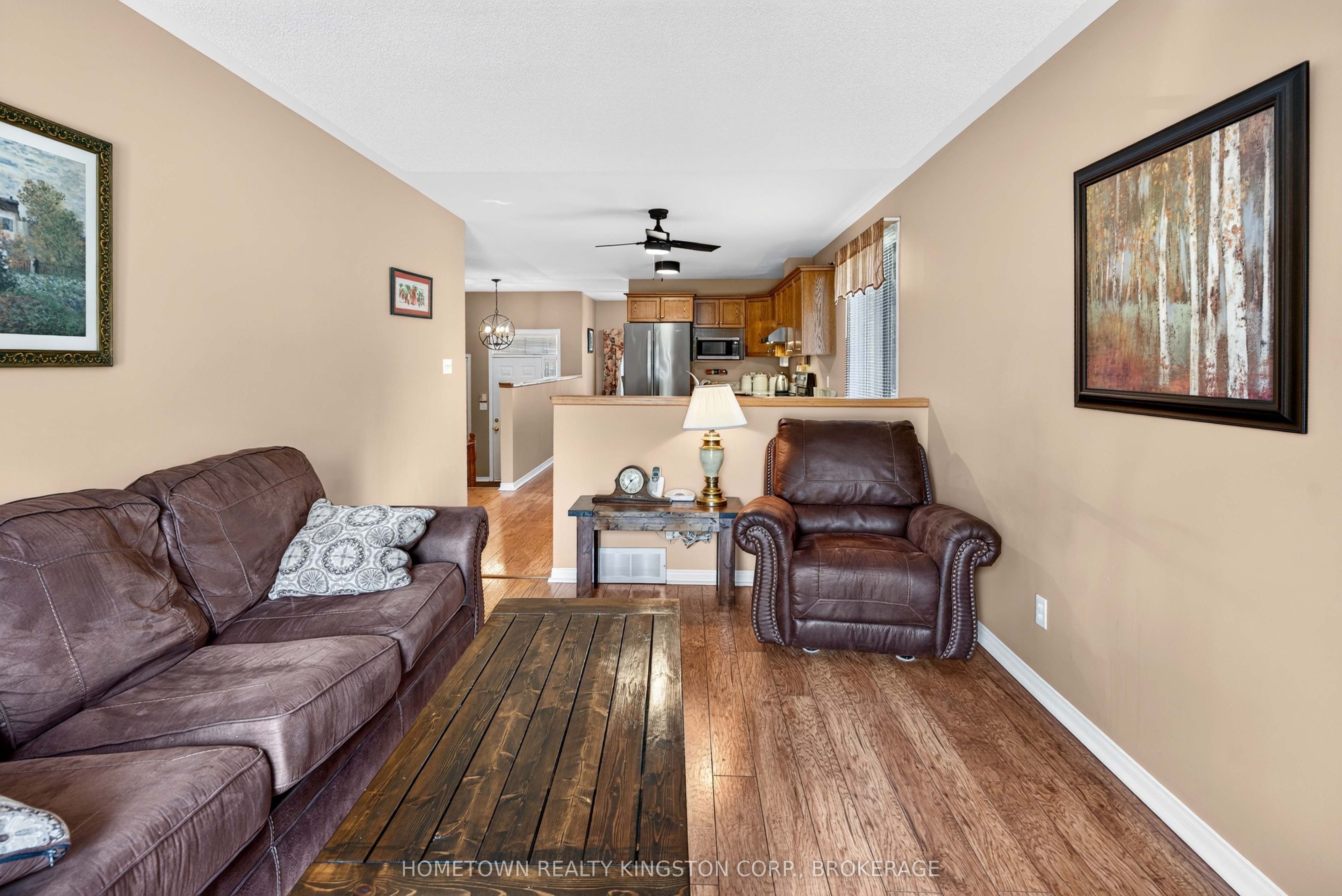 540 Sackville Crescent Property Photo 11