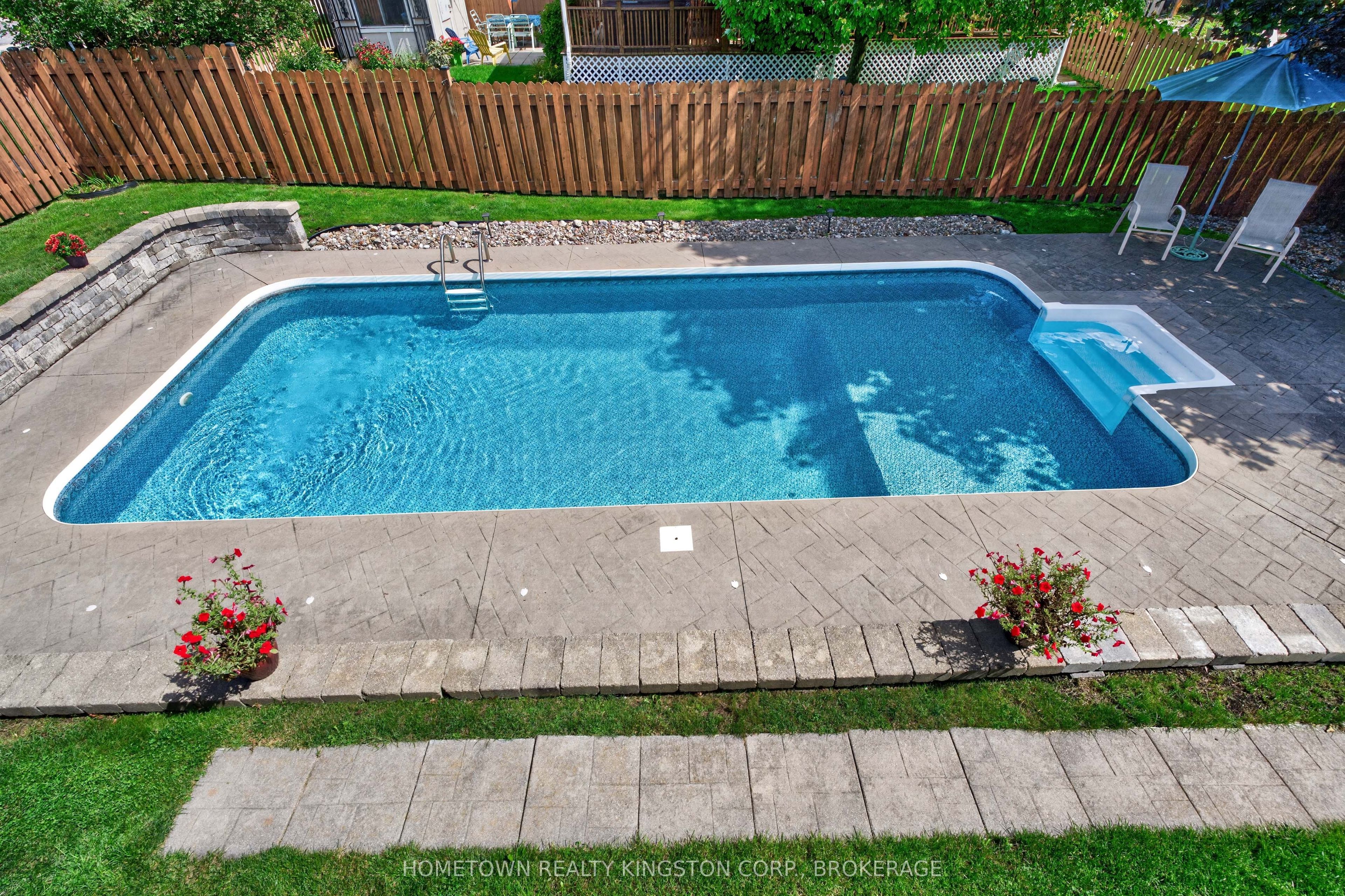 540 Sackville Crescent Property Photo 21