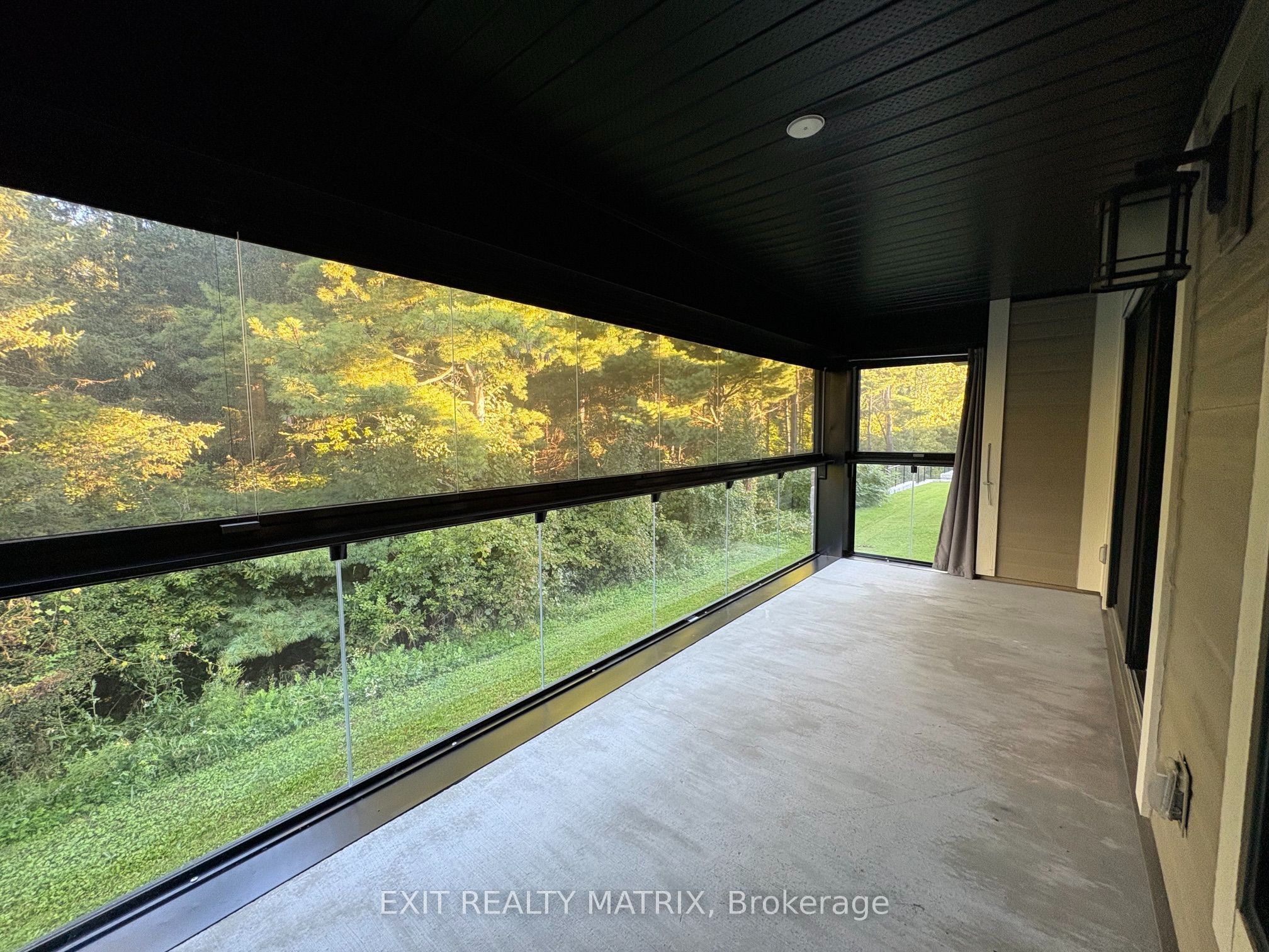 83 St Moritz Trail 207 Property Photo 21