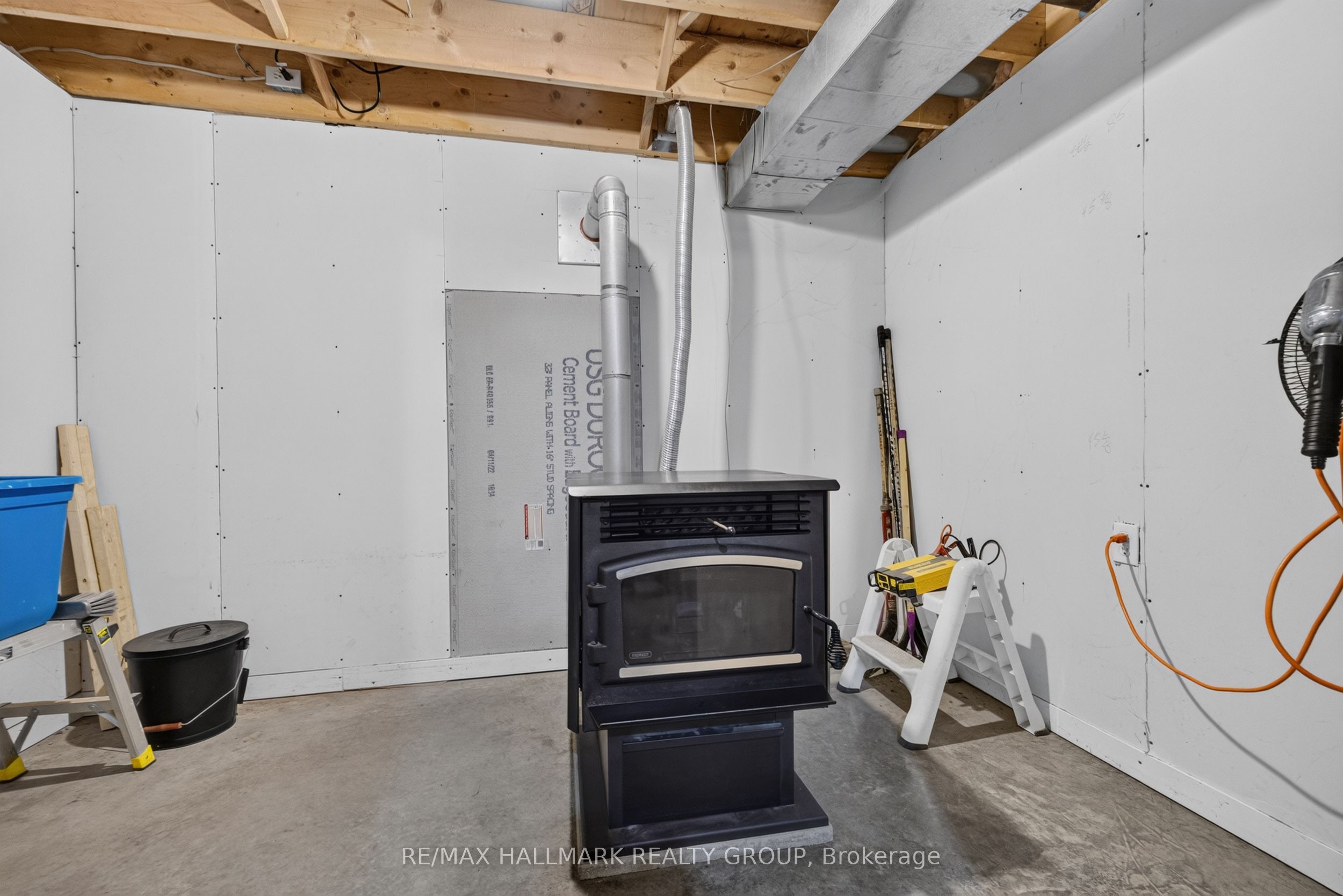 620 Highway 15 South Property Photo 37