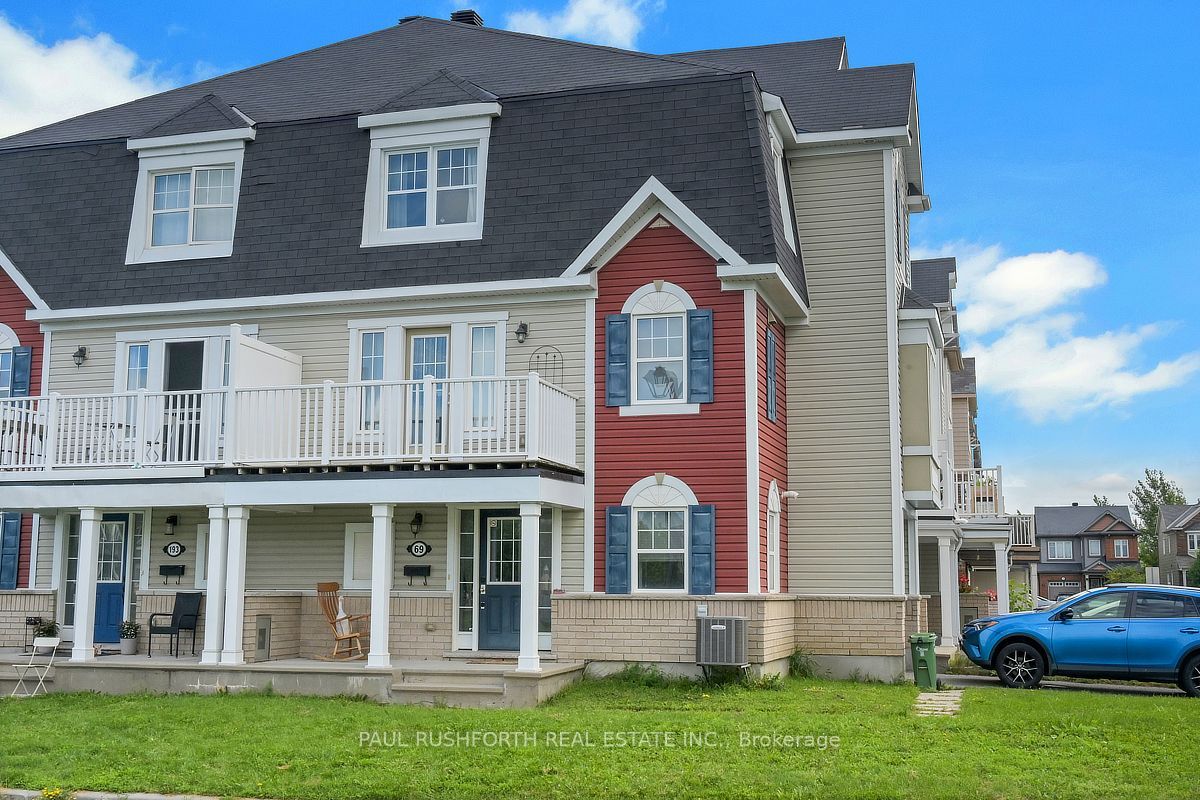 69 Luminescence Way Property Photo 1