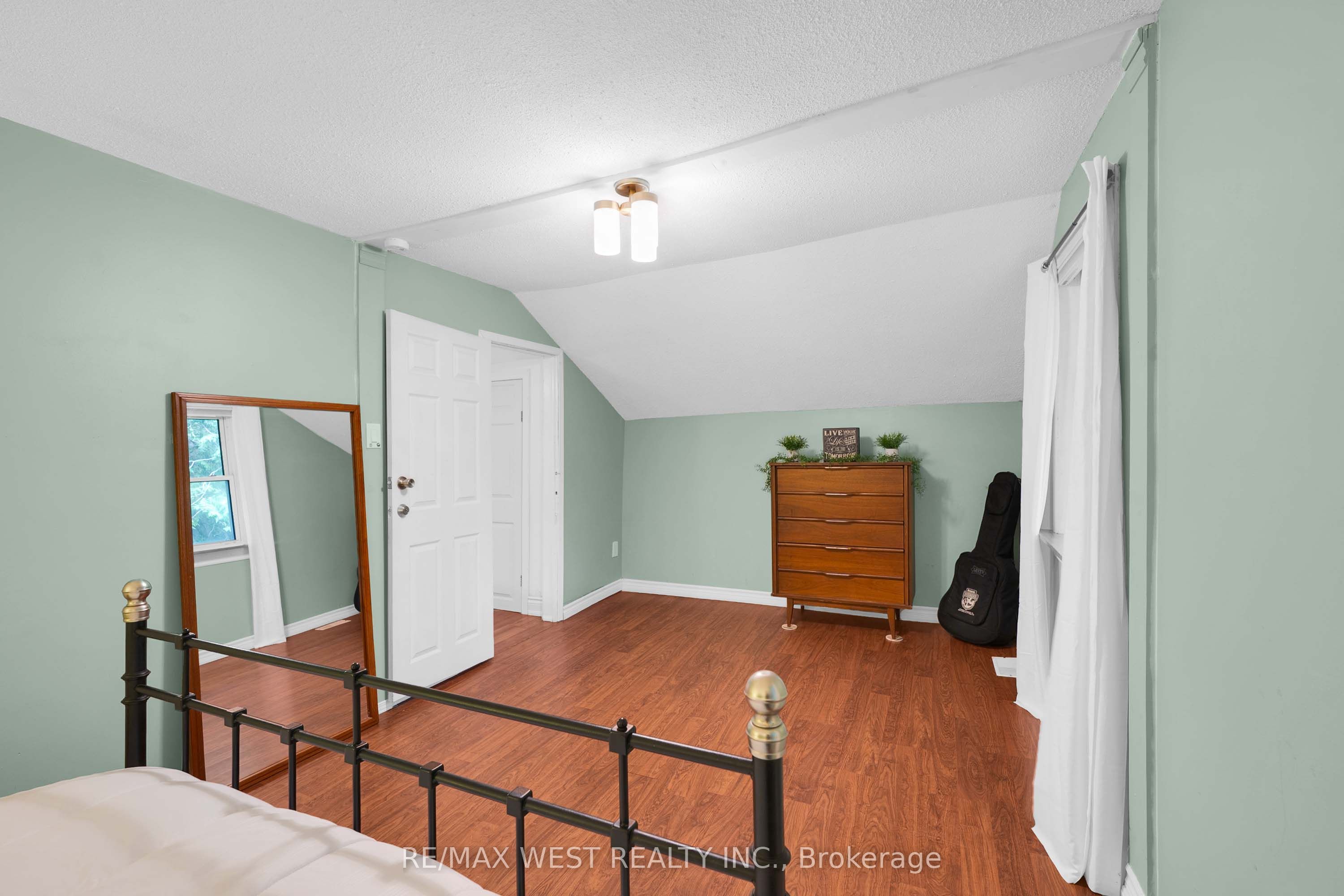 21 Mill Street Property Photo 13