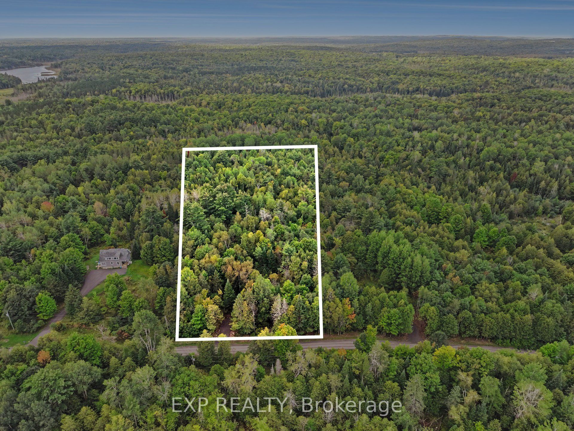 1579 Darling Road Property Photo 4