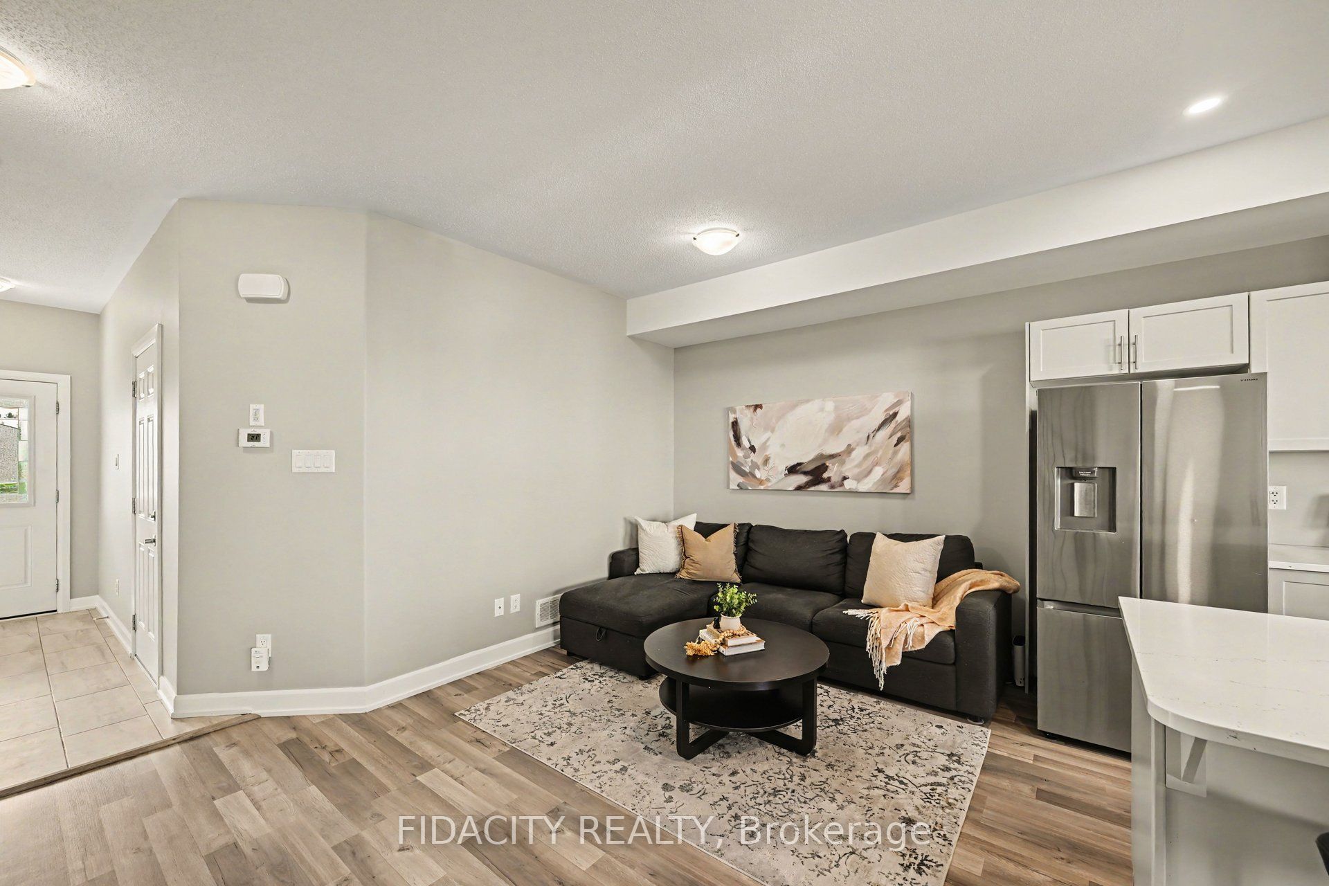 68 Vimy Ridge Crescent Property Photo 5