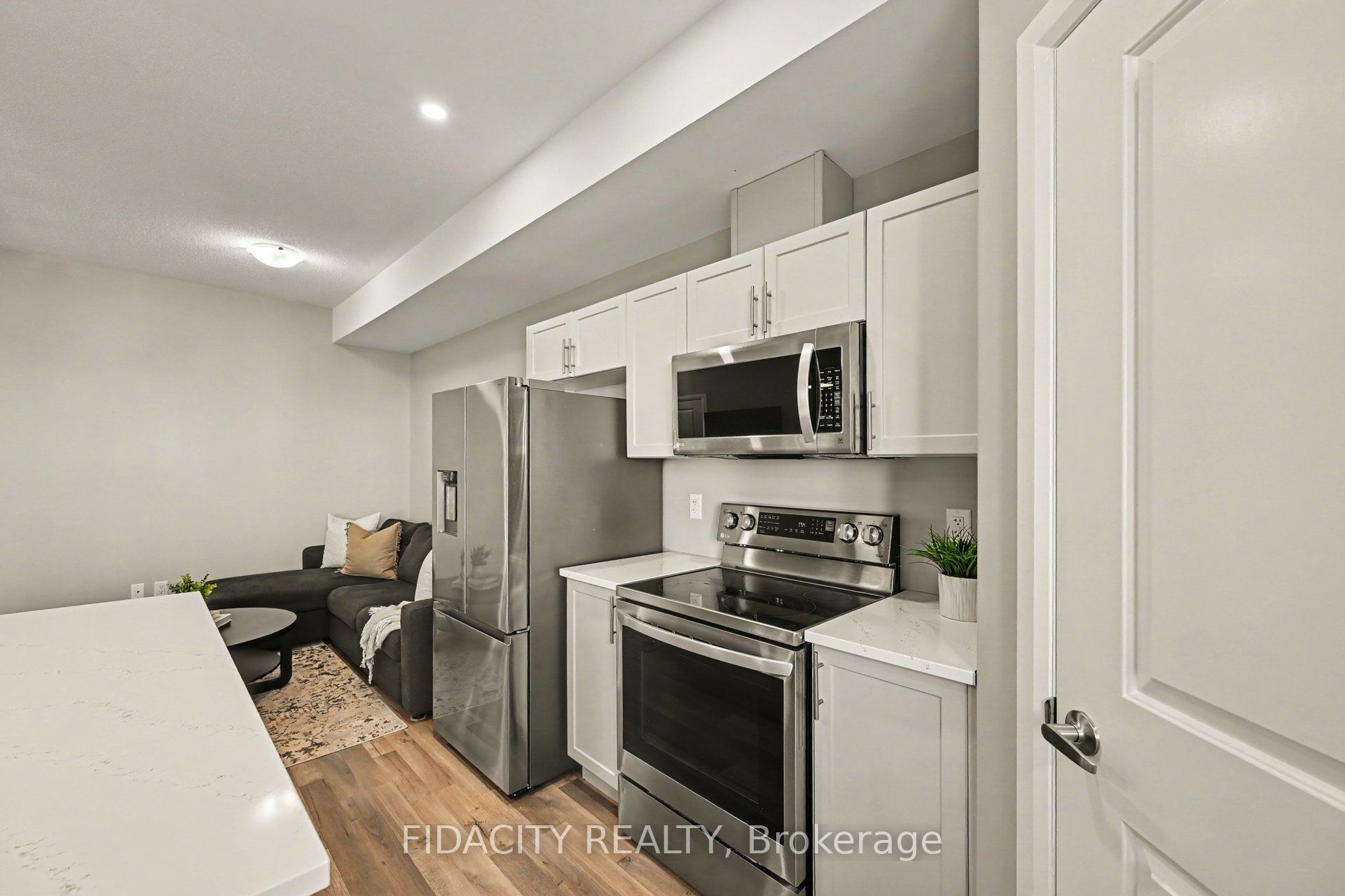 68 Vimy Ridge Crescent Property Photo 9