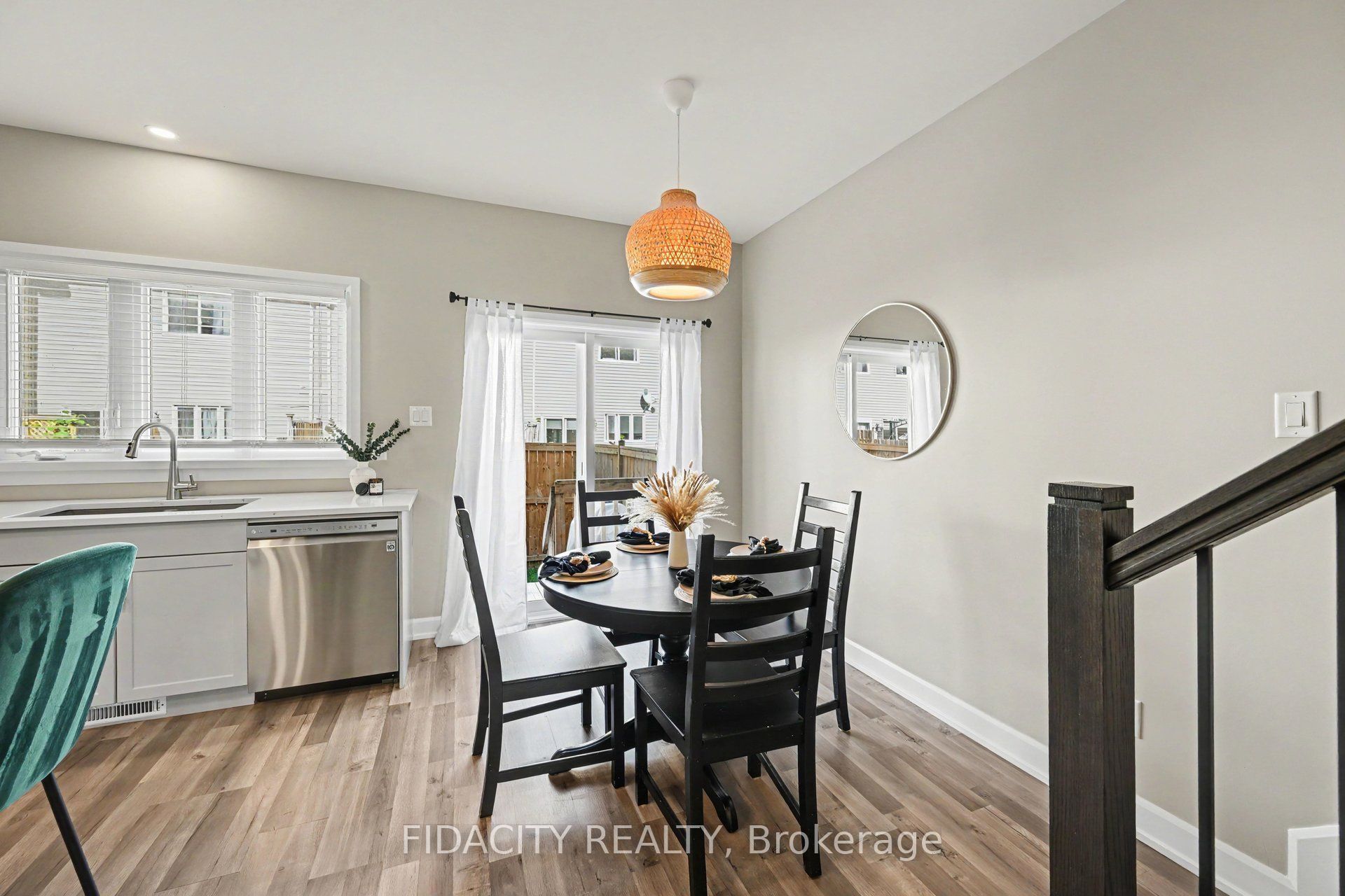 68 Vimy Ridge Crescent Property Photo 11