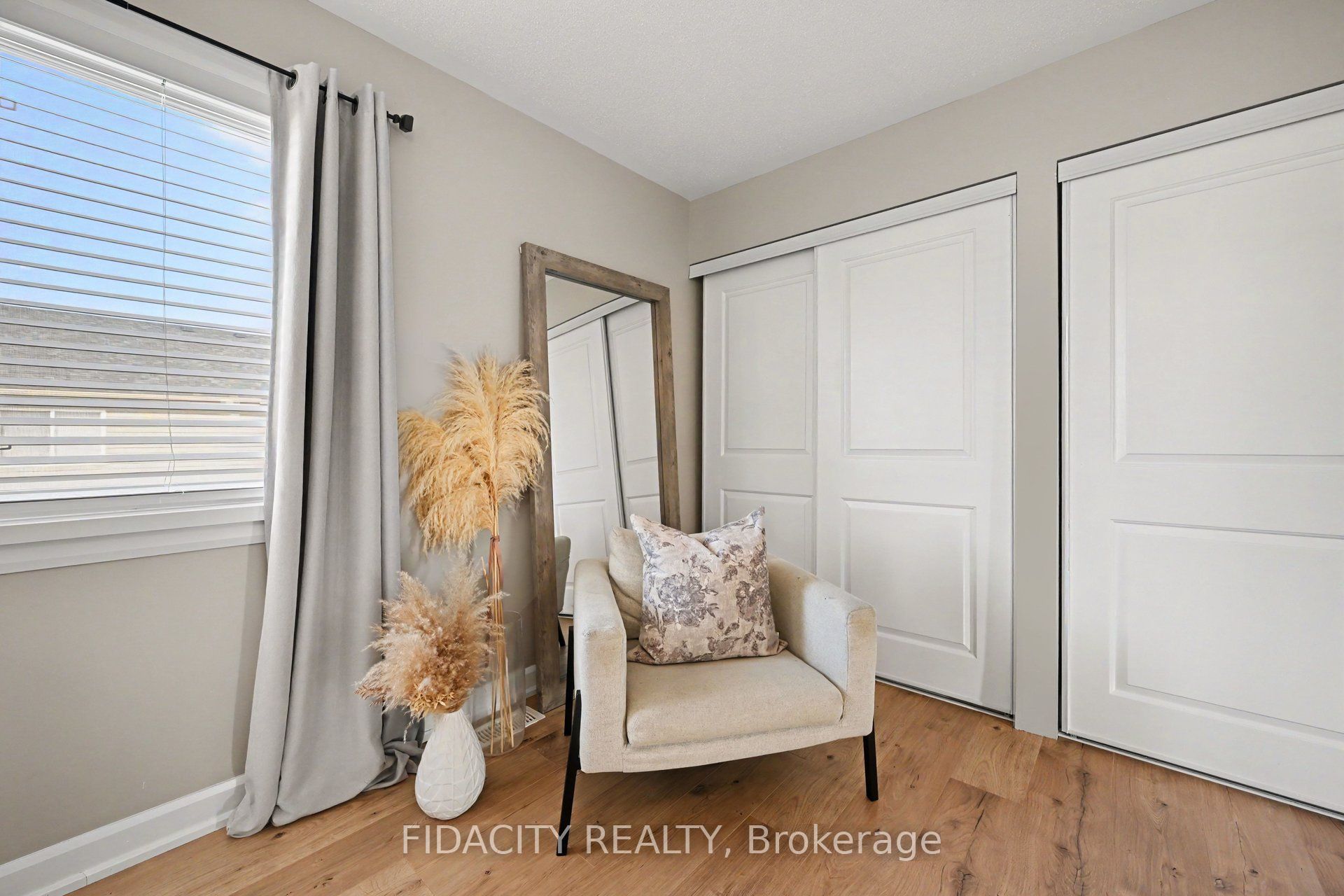 68 Vimy Ridge Crescent Property Photo 19