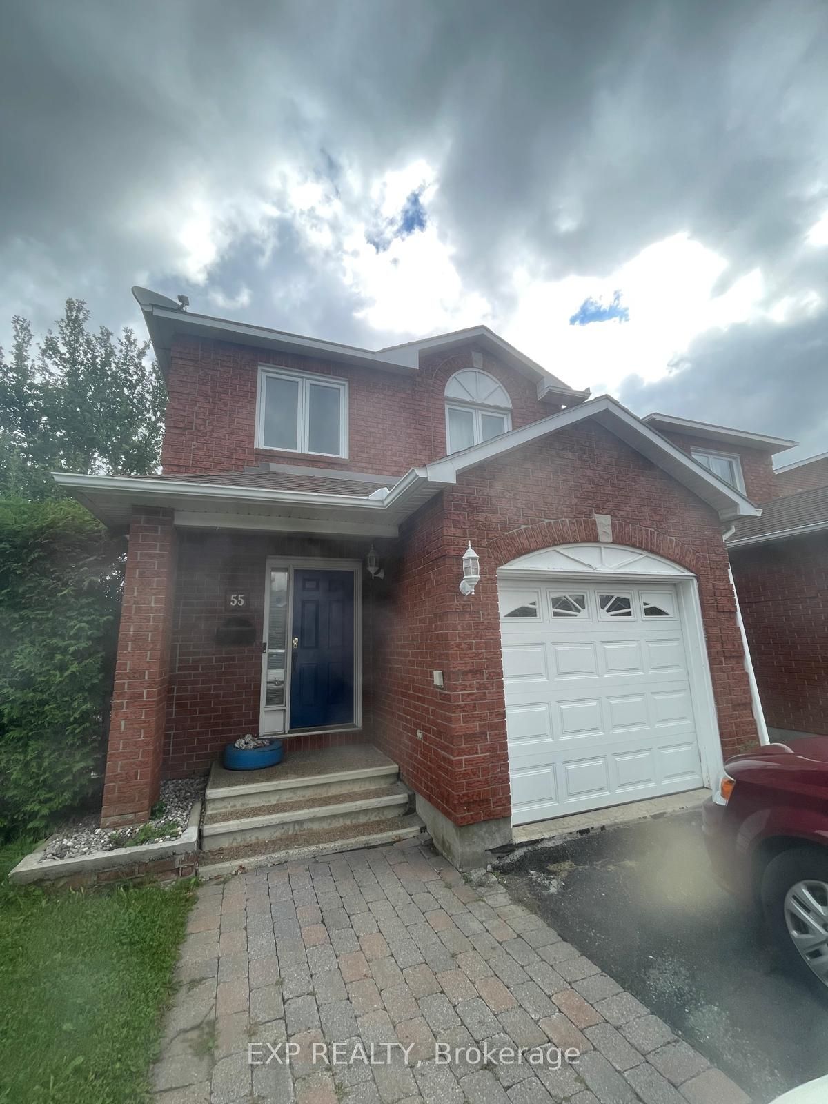 55 Whitegate Crescent Property Photo 3