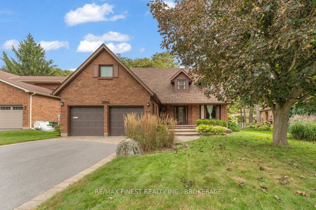 562 Sycamore Street Property Photo 2