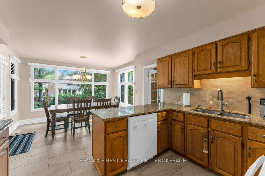 562 Sycamore Street Property Photo 11