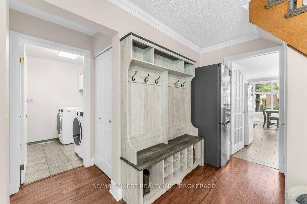 562 Sycamore Street Property Photo 20