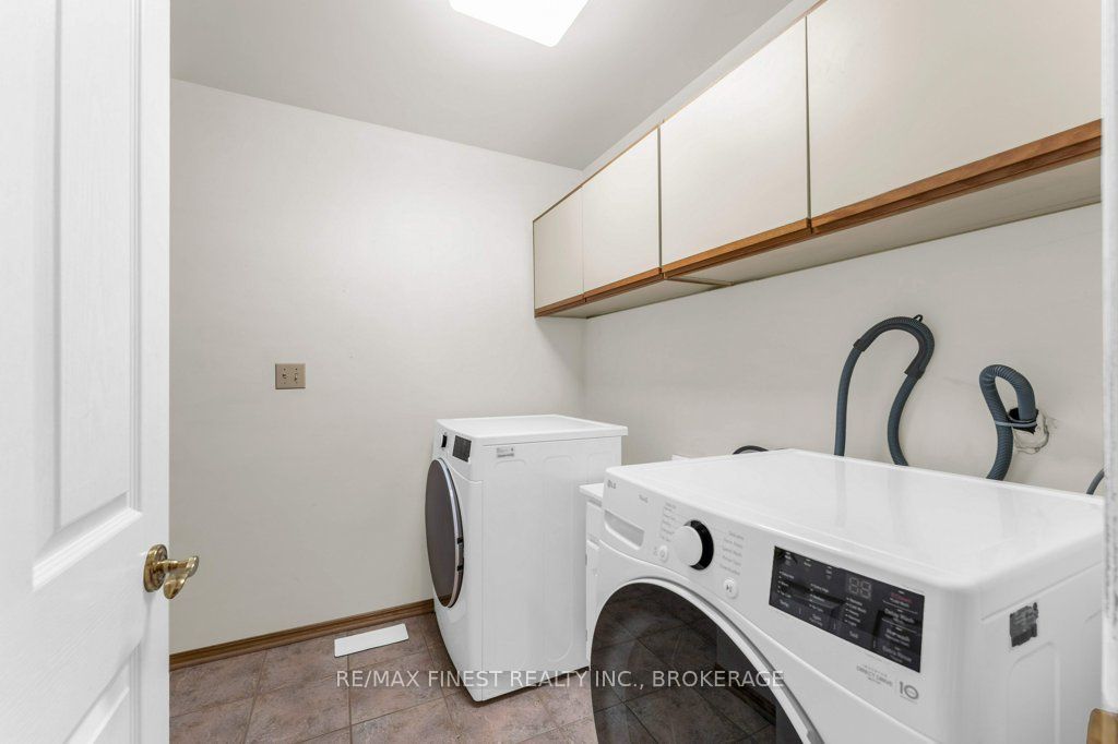 562 Sycamore Street Property Photo 21