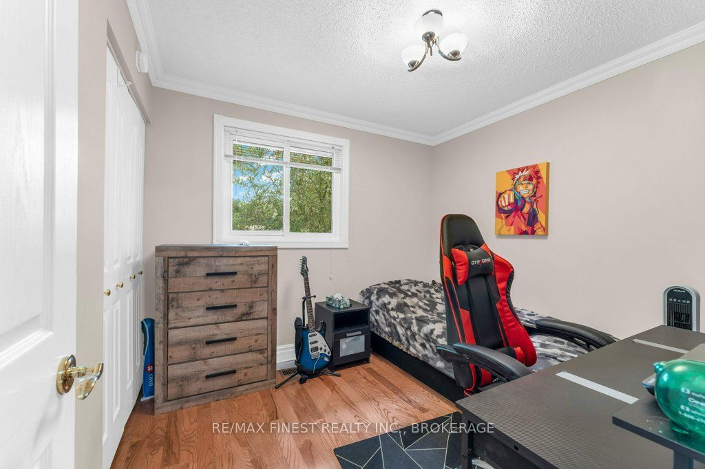 562 Sycamore Street Property Photo 32