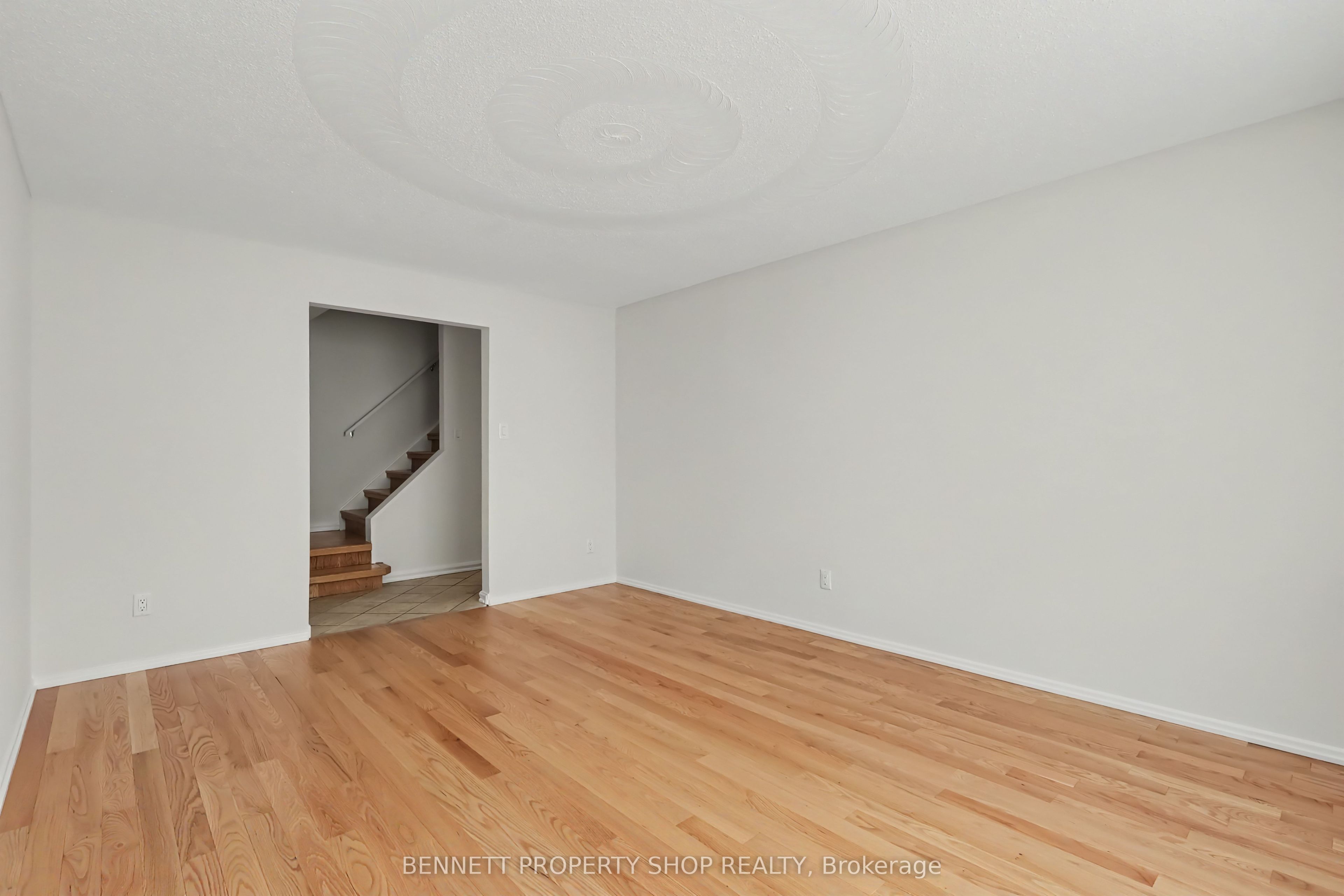 639 Morin Street 7 Property Photo 4