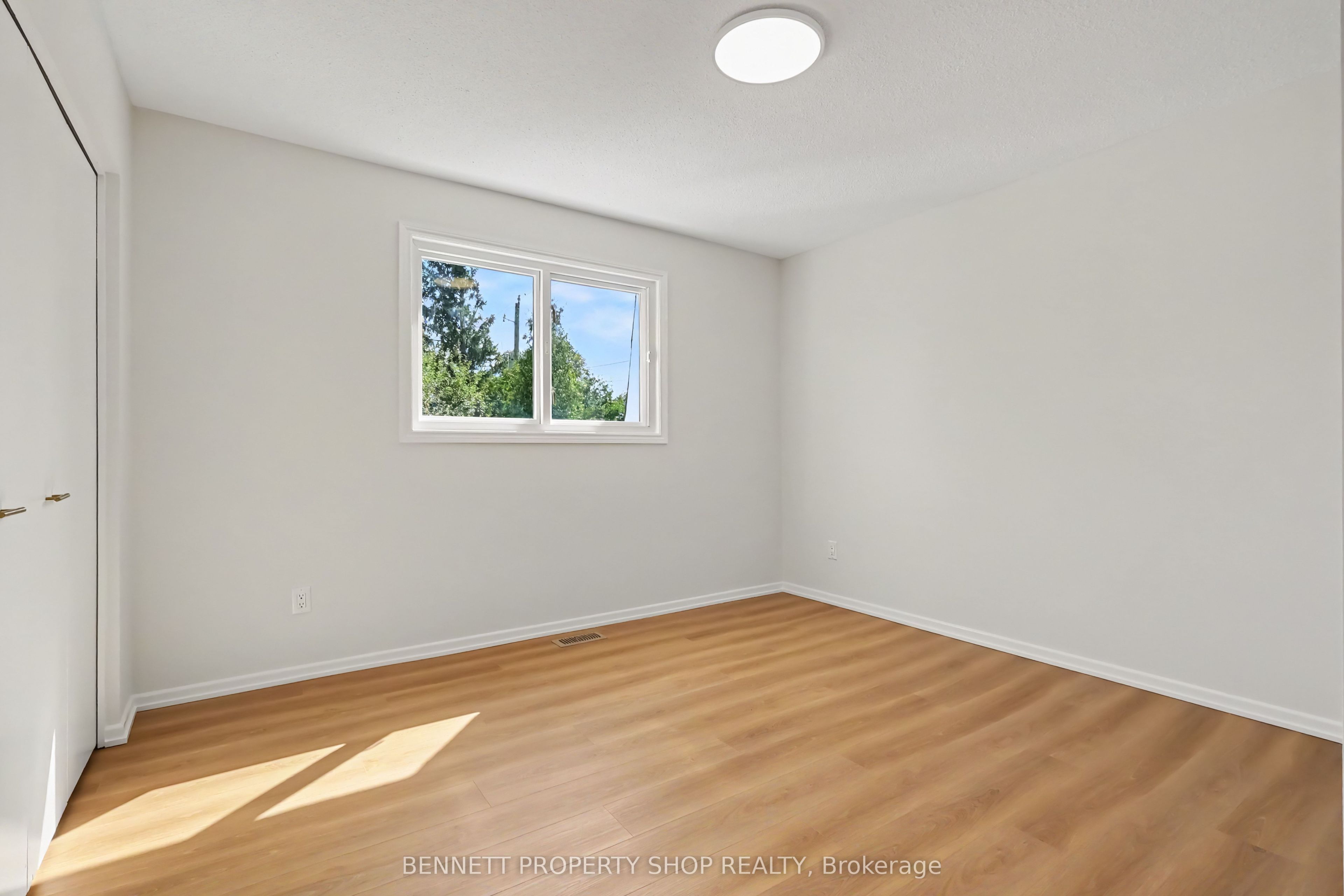 639 Morin Street 7 Property Photo 10