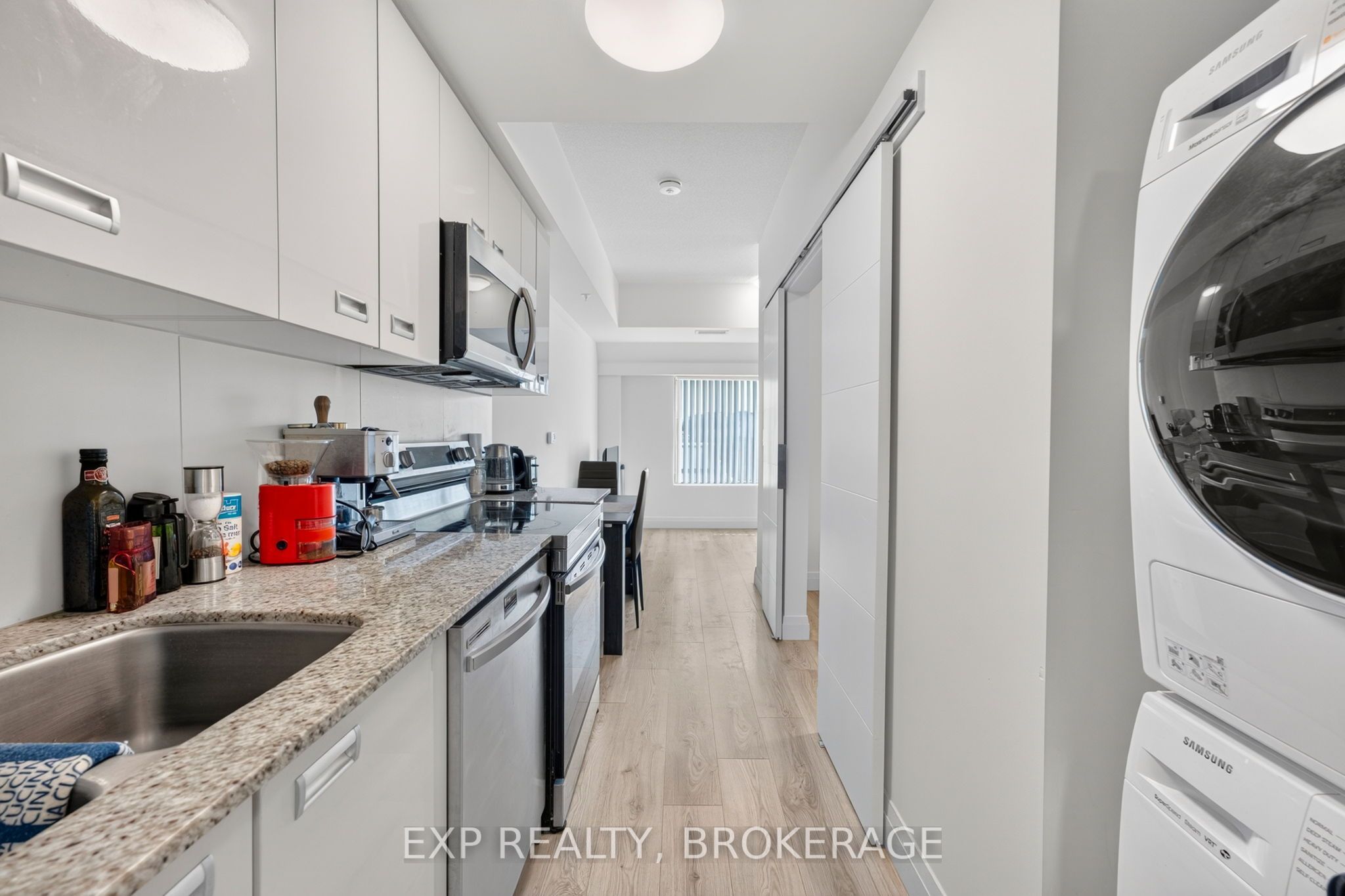 652 Princess Street 326 Property Photo 11