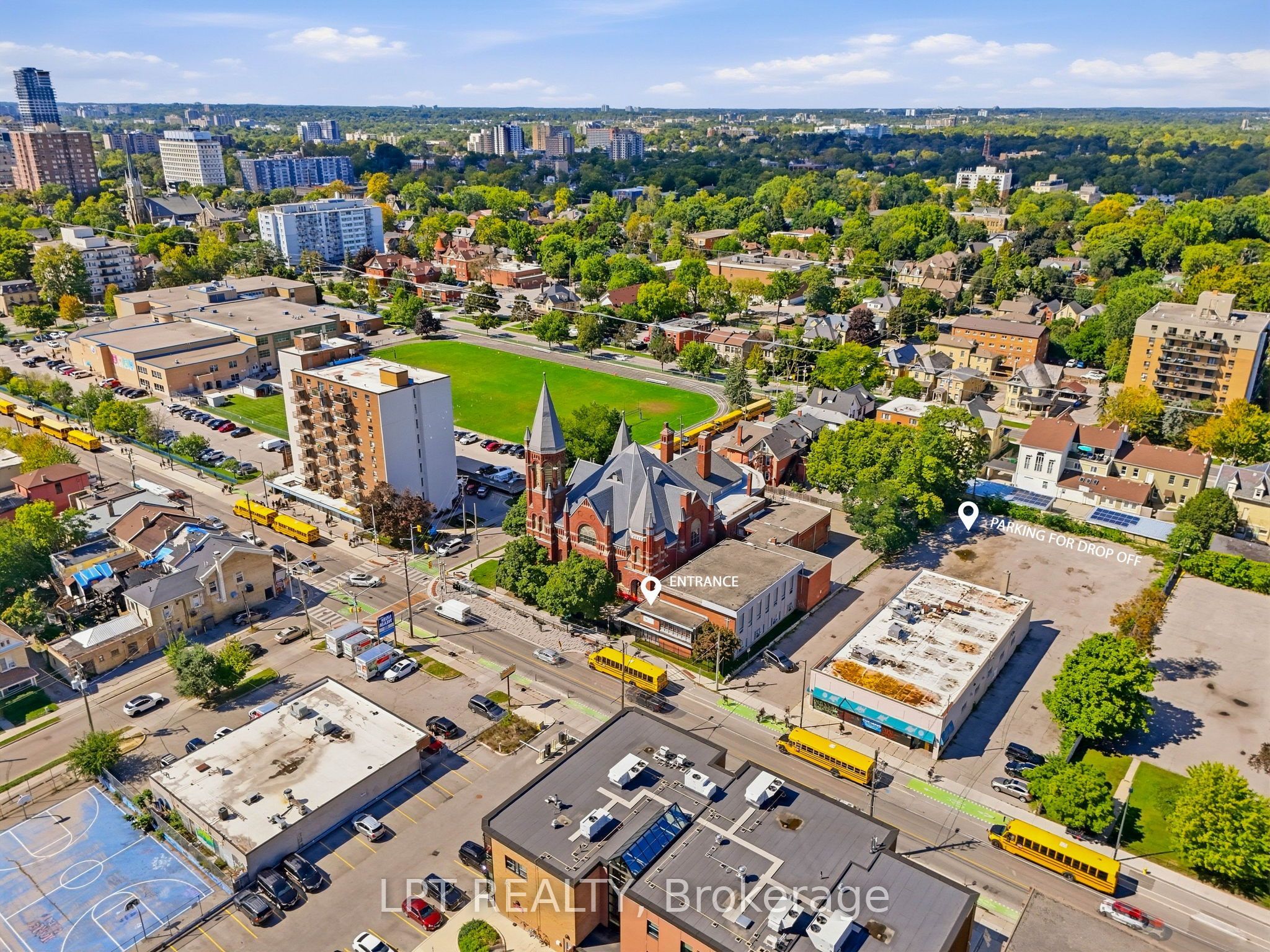482 Dundas Street Property Photo 1
