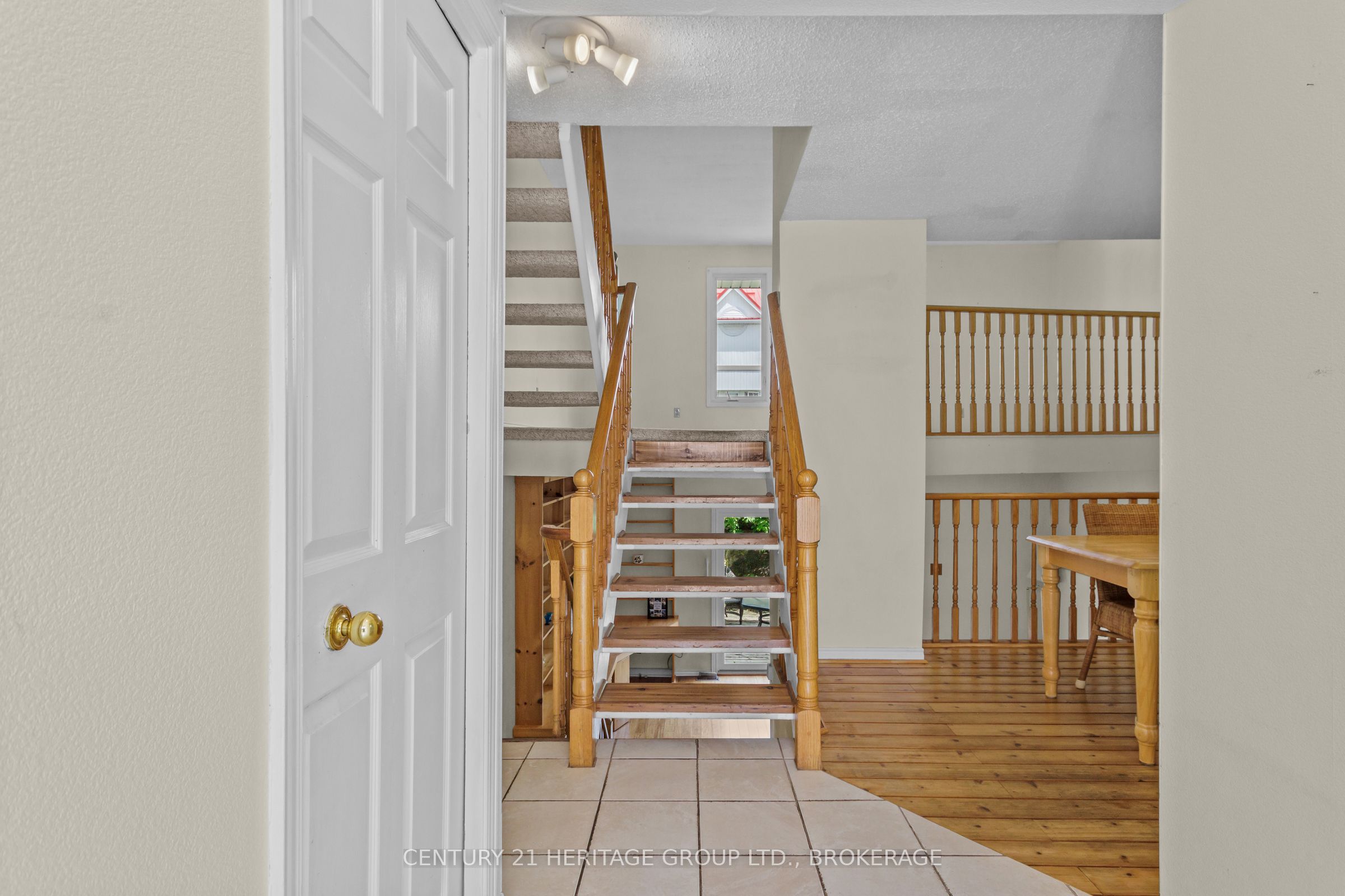 1 Place D'armes 61 Property Photo 3