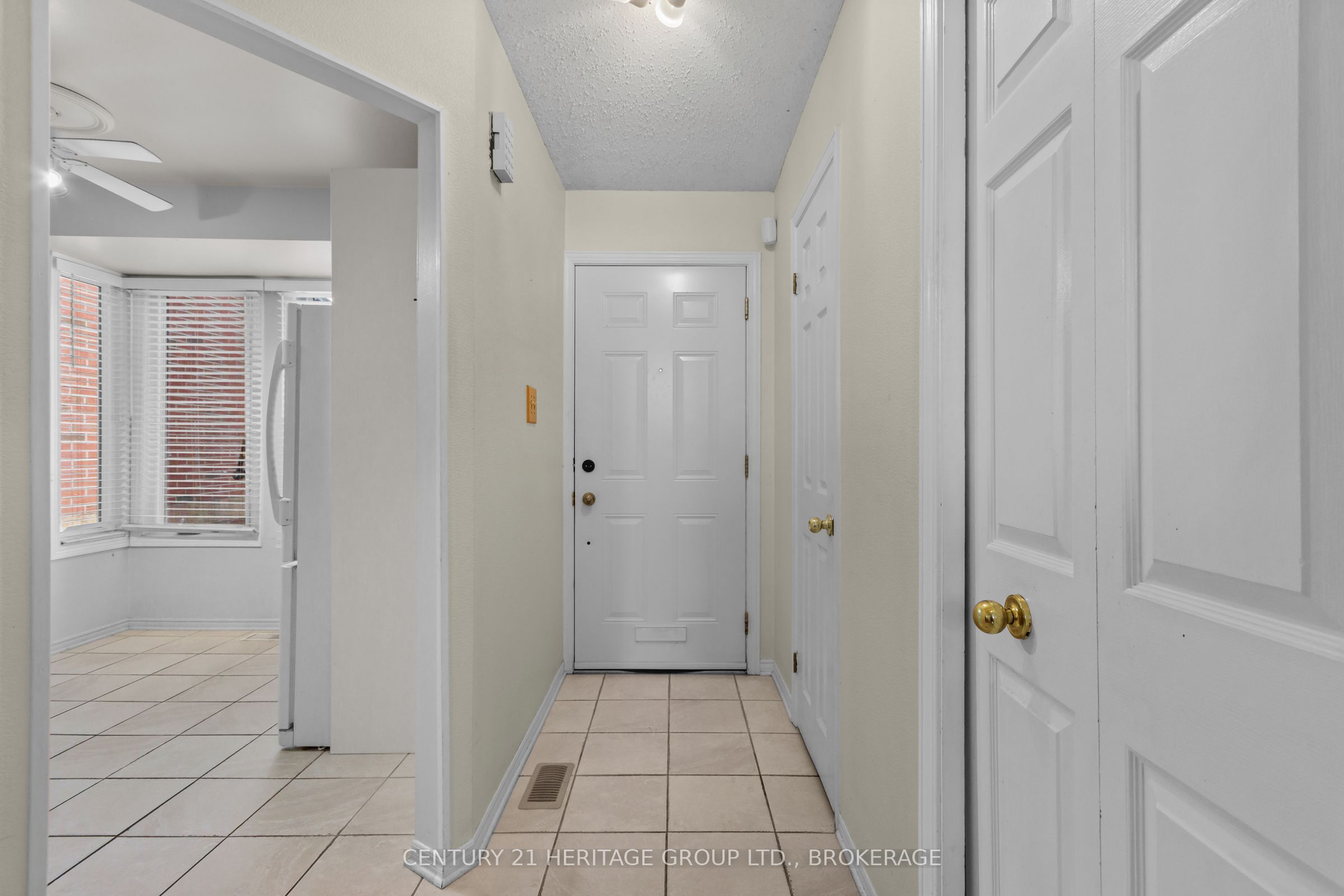 1 Place D'armes 61 Property Photo 5