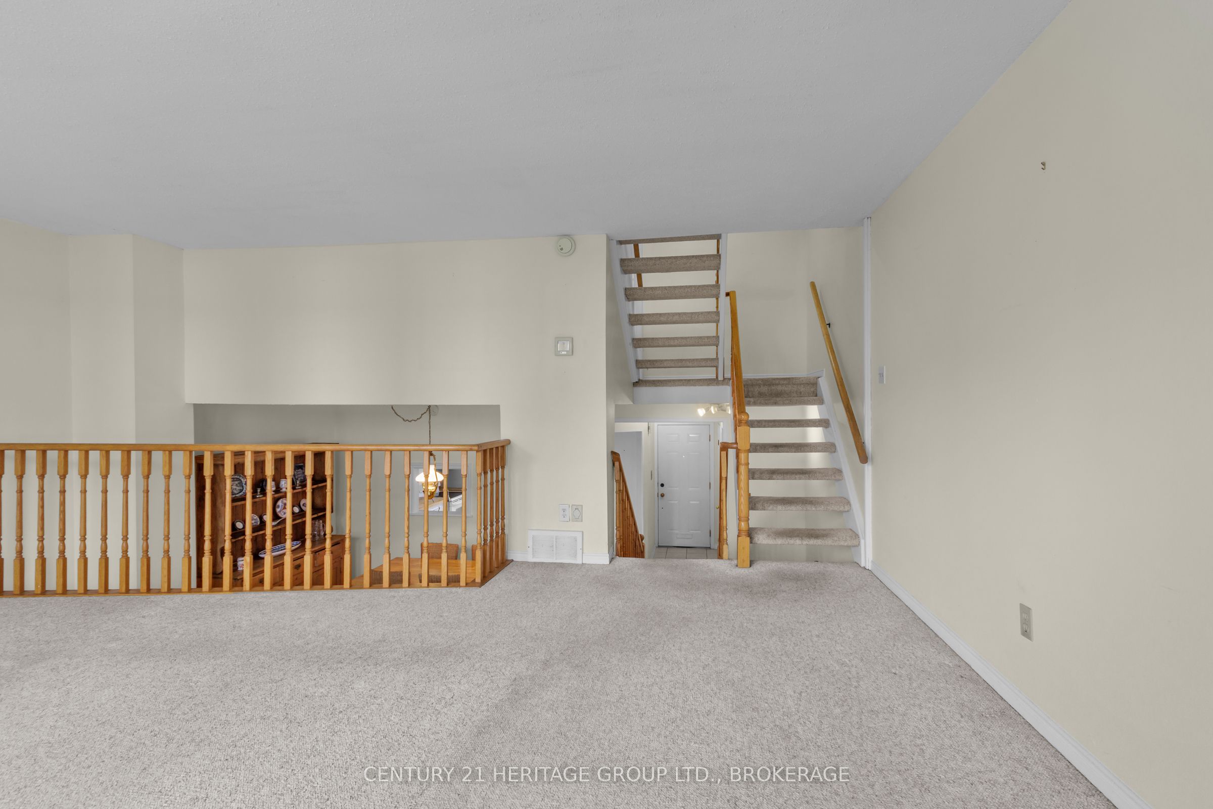 1 Place D'armes 61 Property Photo 14