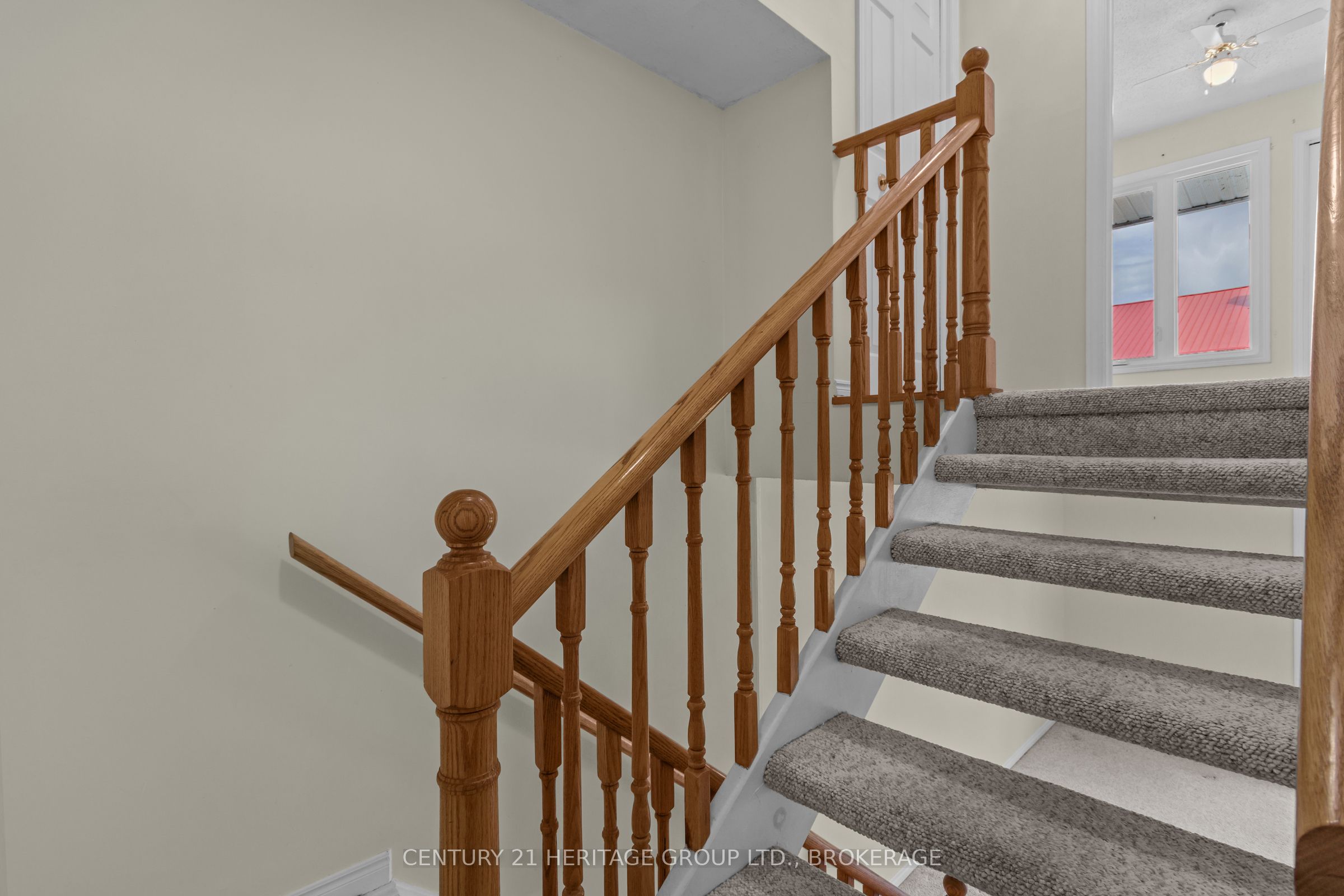 1 Place D'armes 61 Property Photo 20