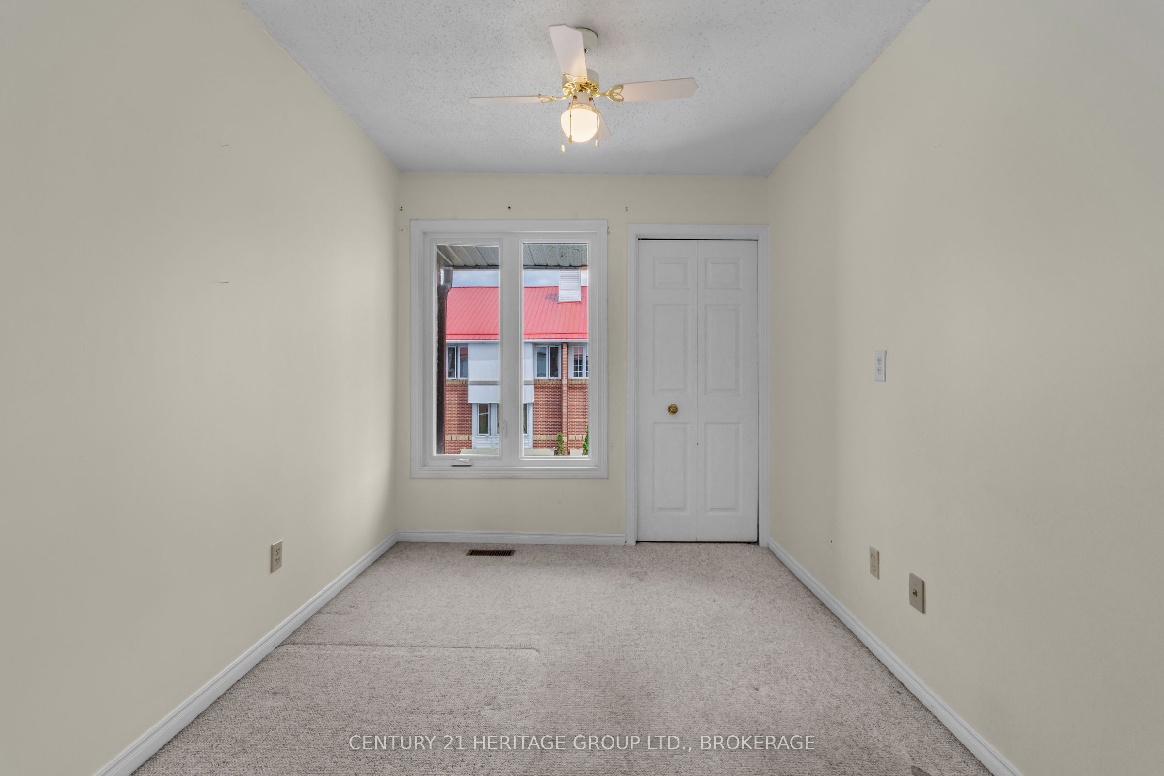 1 Place D'armes 61 Property Photo 21