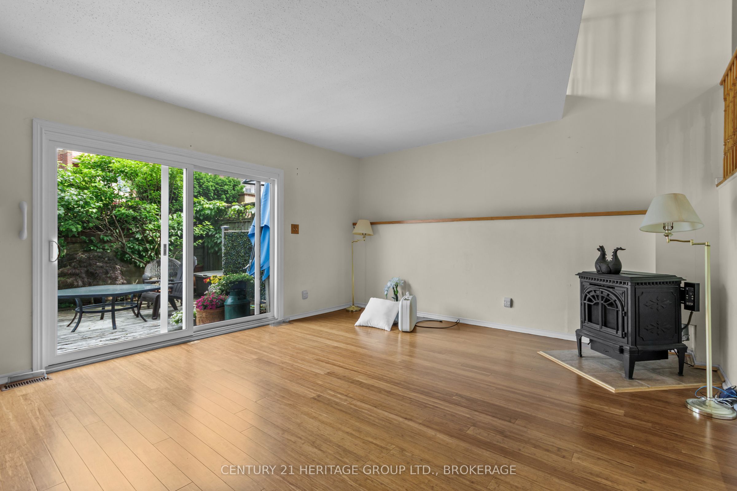 1 Place D'armes 61 Property Photo 25