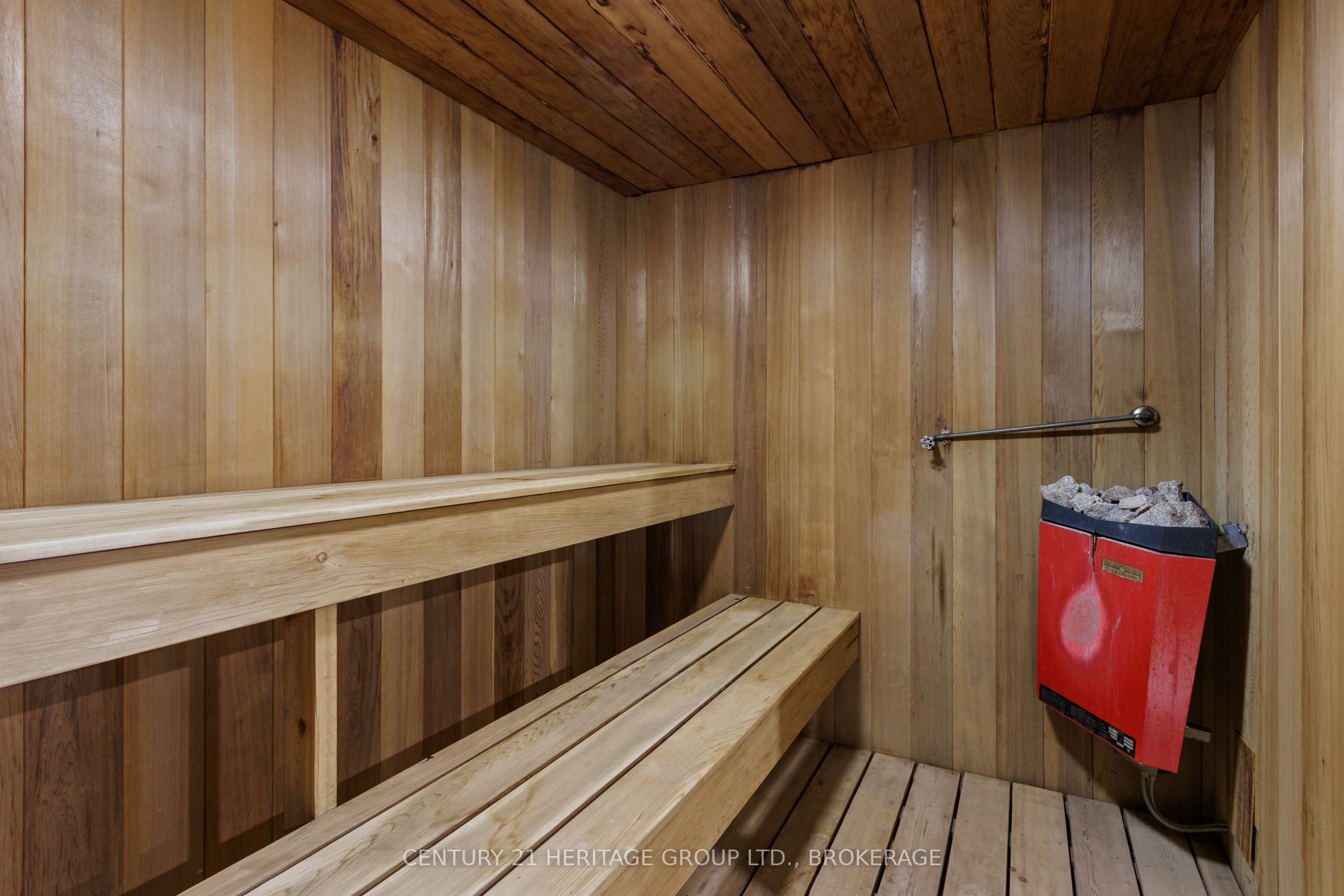1 Place D'armes 61 Property Photo 44