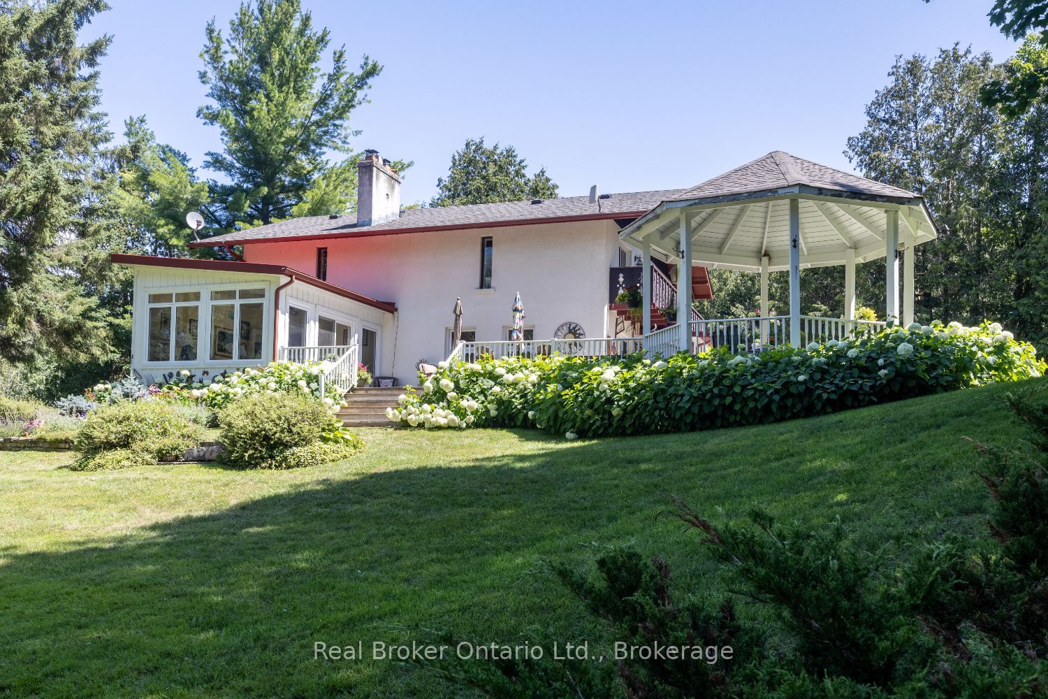 982 Porter Road Property Photo 6