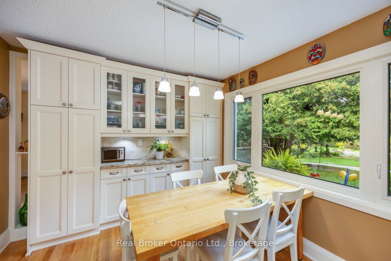 982 Porter Road Property Photo 10