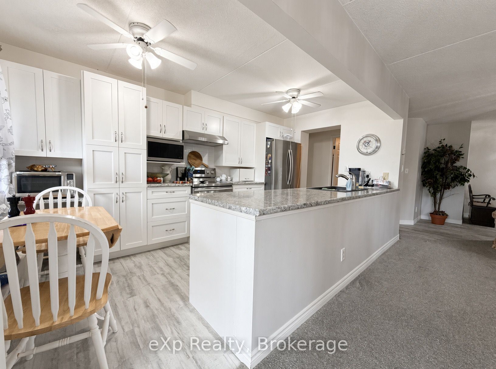 536 11th Avenue 604 Property Photo 12
