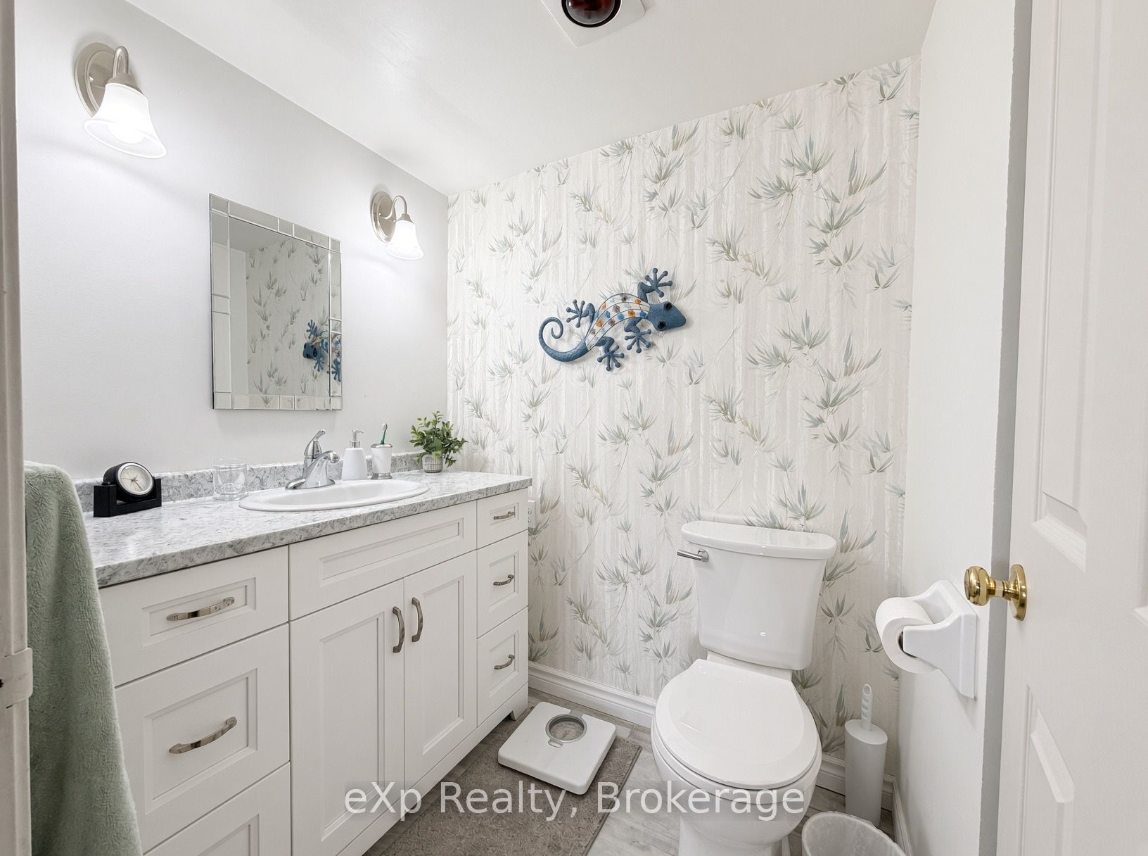 536 11th Avenue 604 Property Photo 15