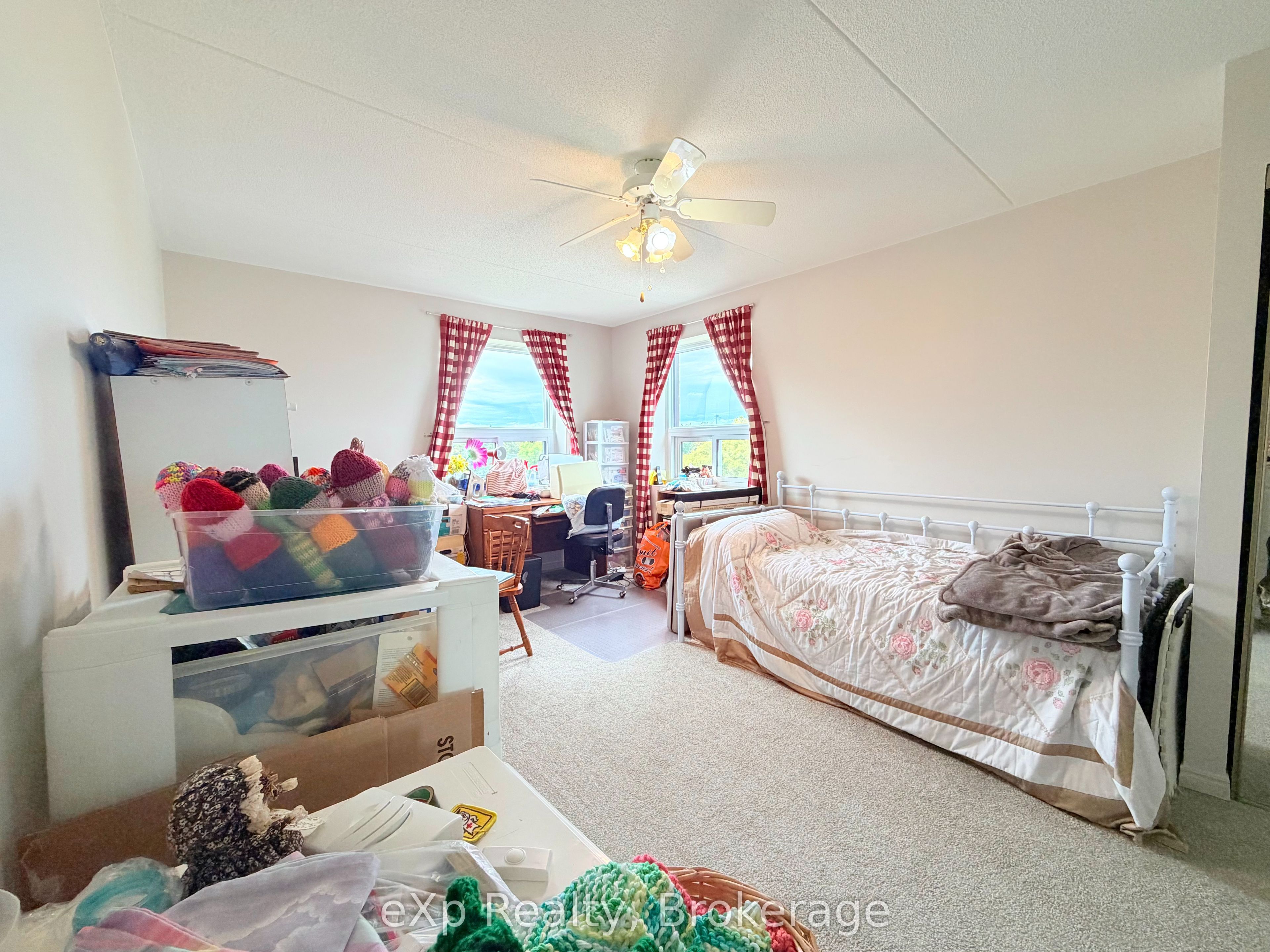 536 11th Avenue 604 Property Photo 16