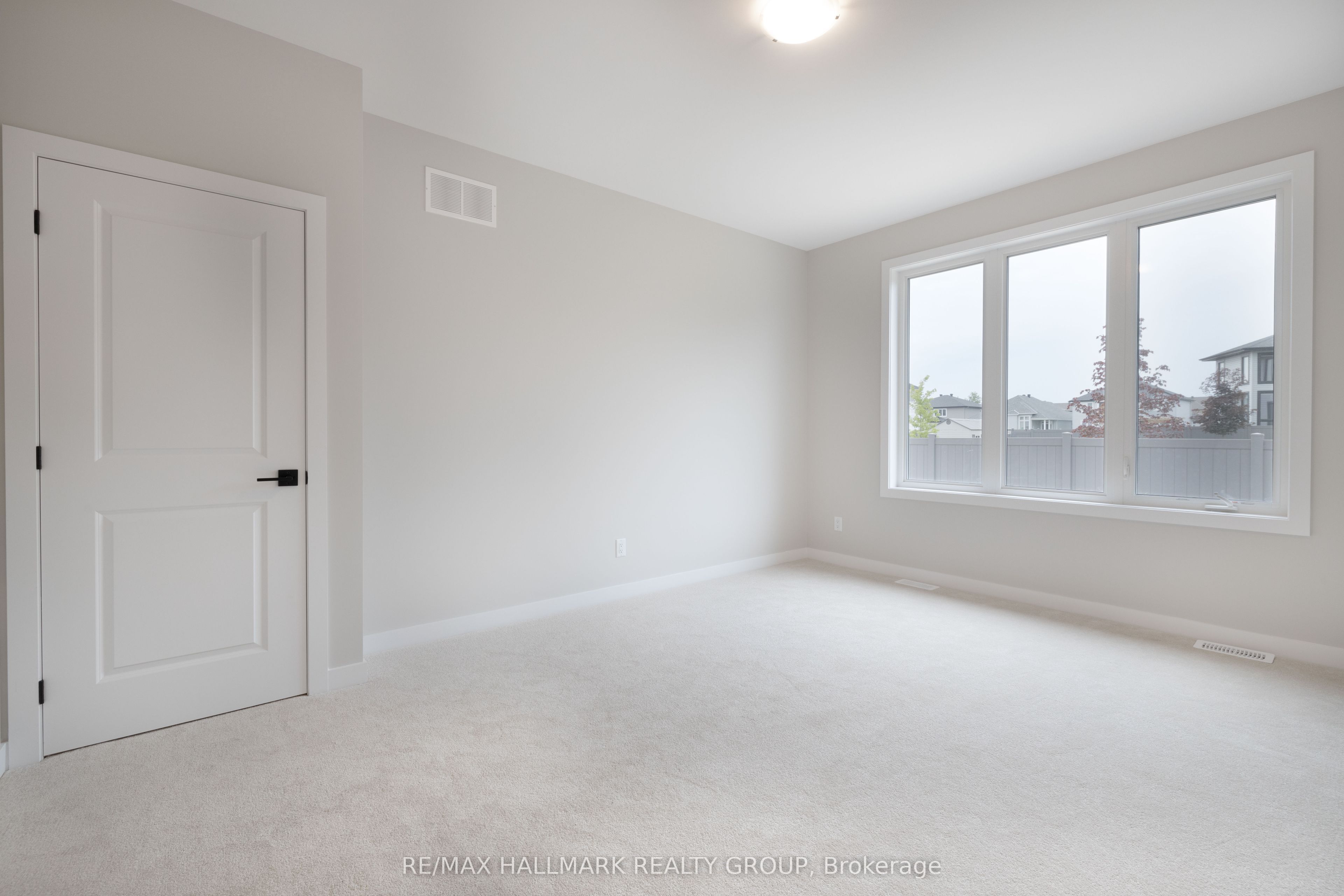 178 Rathwell Street Property Photo 7